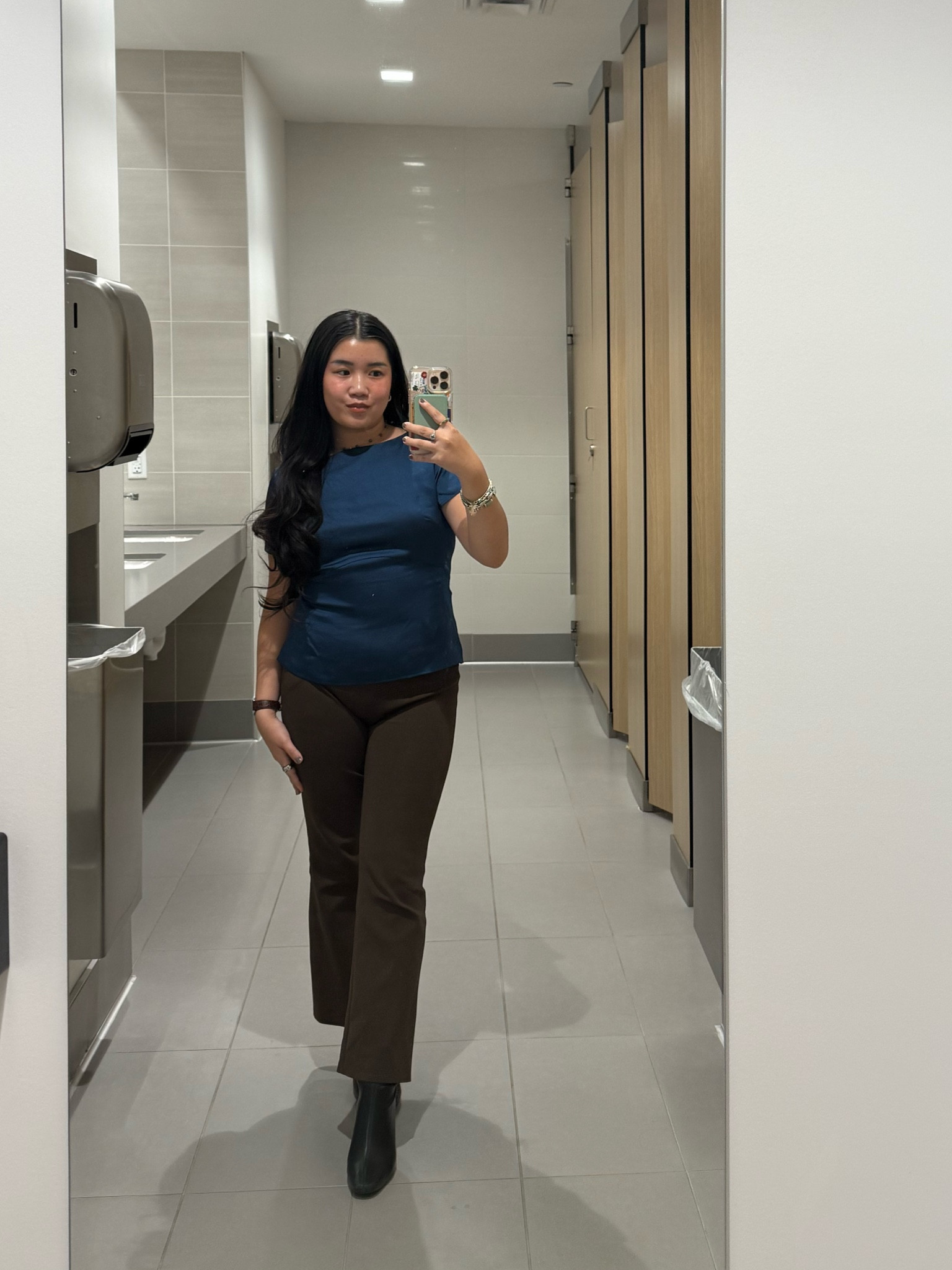 corporate girly fits, obsessed with this top

#LTKCyberWeek #LTKGiftGuide #LTKFindsUnder100