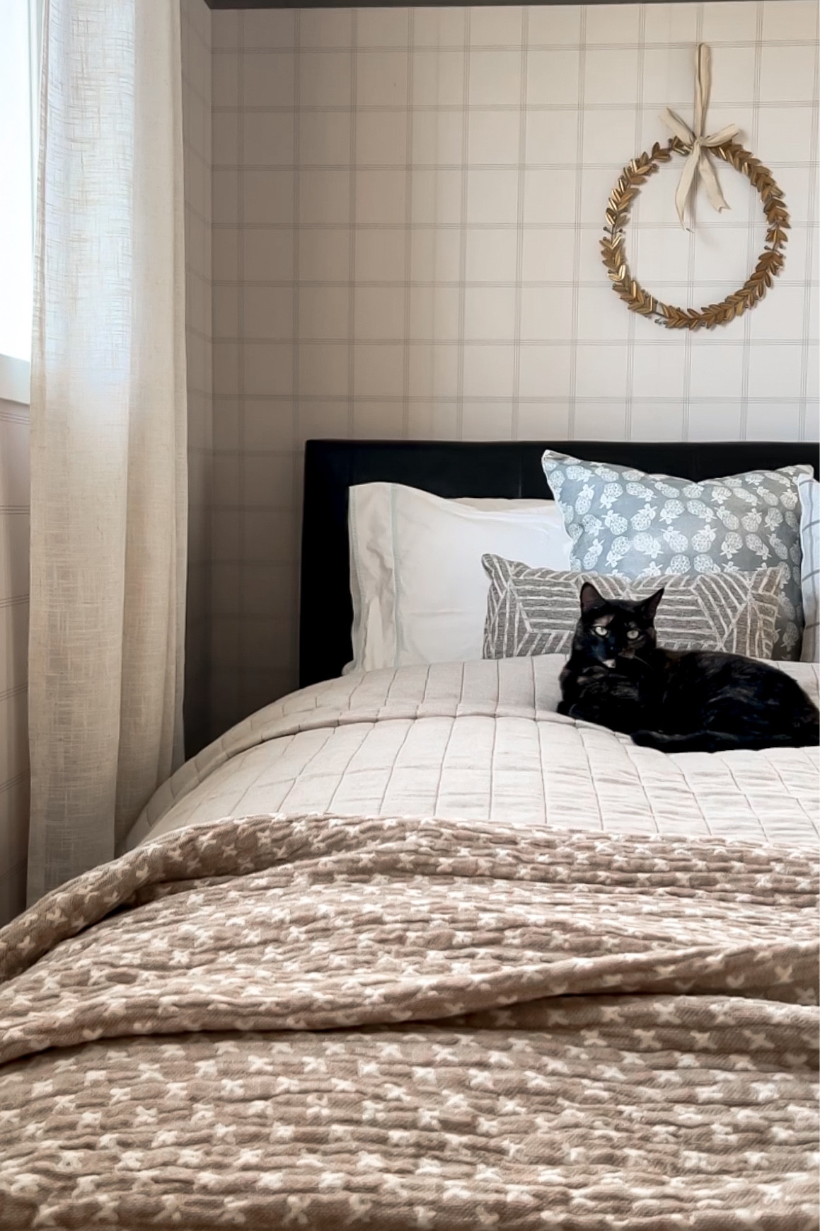 New guest bedroom! Linking the bedding that I can! 

#LTKhome #LTKFind #LTKstyletip