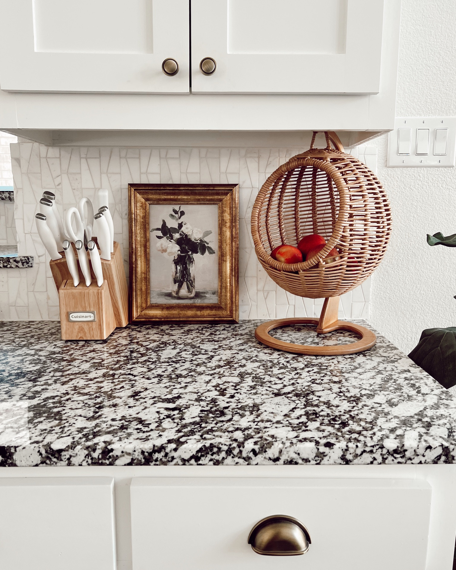 new home find ✨

found this woven hanging basket for my fruit and I LOVE it so much 🥹

here’s what I love about:
+ unique shape
+ stores lots of fruit
+ comes in different colors
+ quality is amazing

I’ll have this linked in my bio 🤍 do you store your fruit on your counter or out-of-sight? 

#kitchendecor #kitchens #kitcheninspo 

#LTKhome #LTKSeasonal