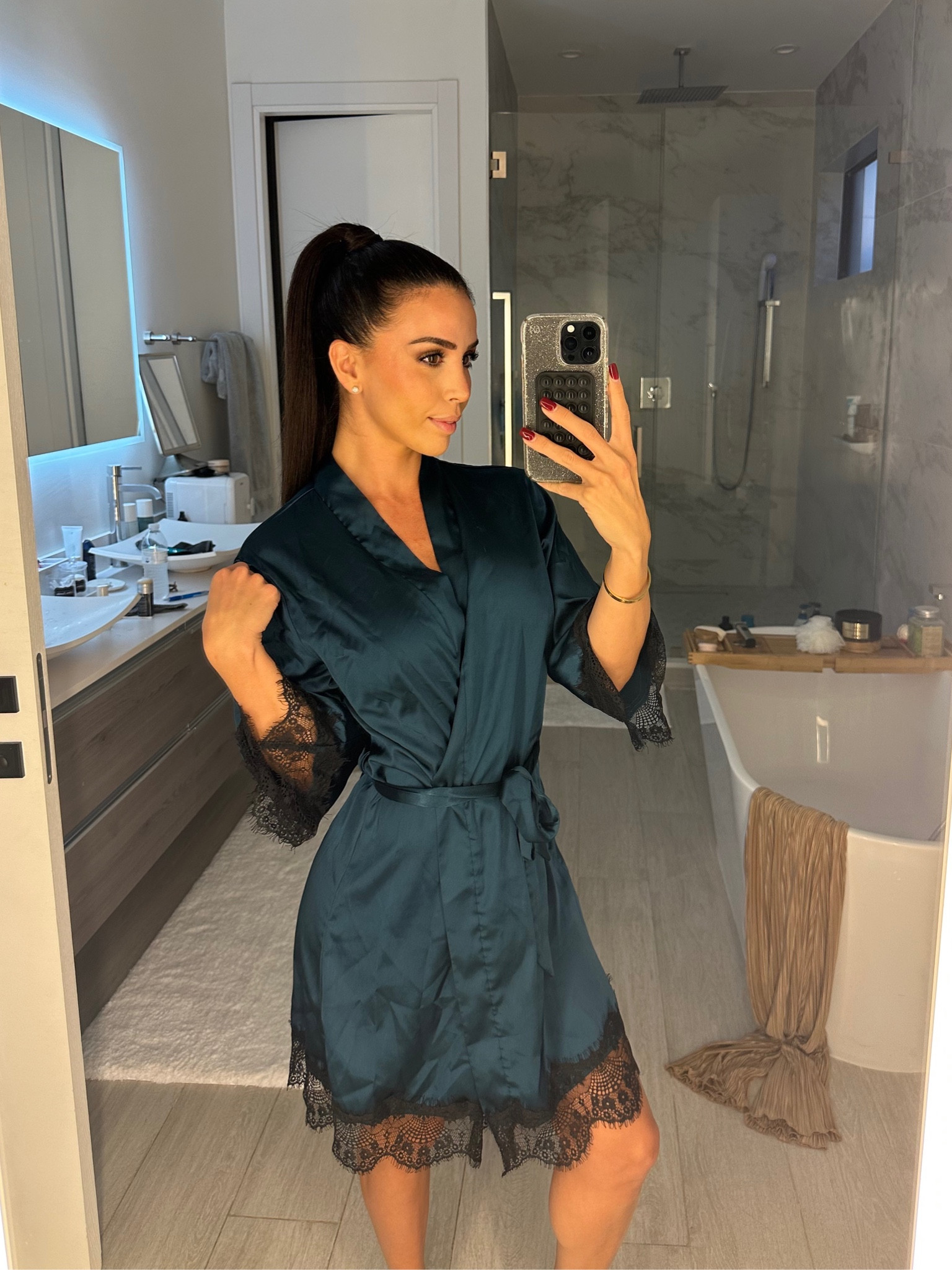 Amazon robes! Comes with a cute set of PJs too! 

#LTKHoliday #LTKfindsunder50 #LTKGiftGuide