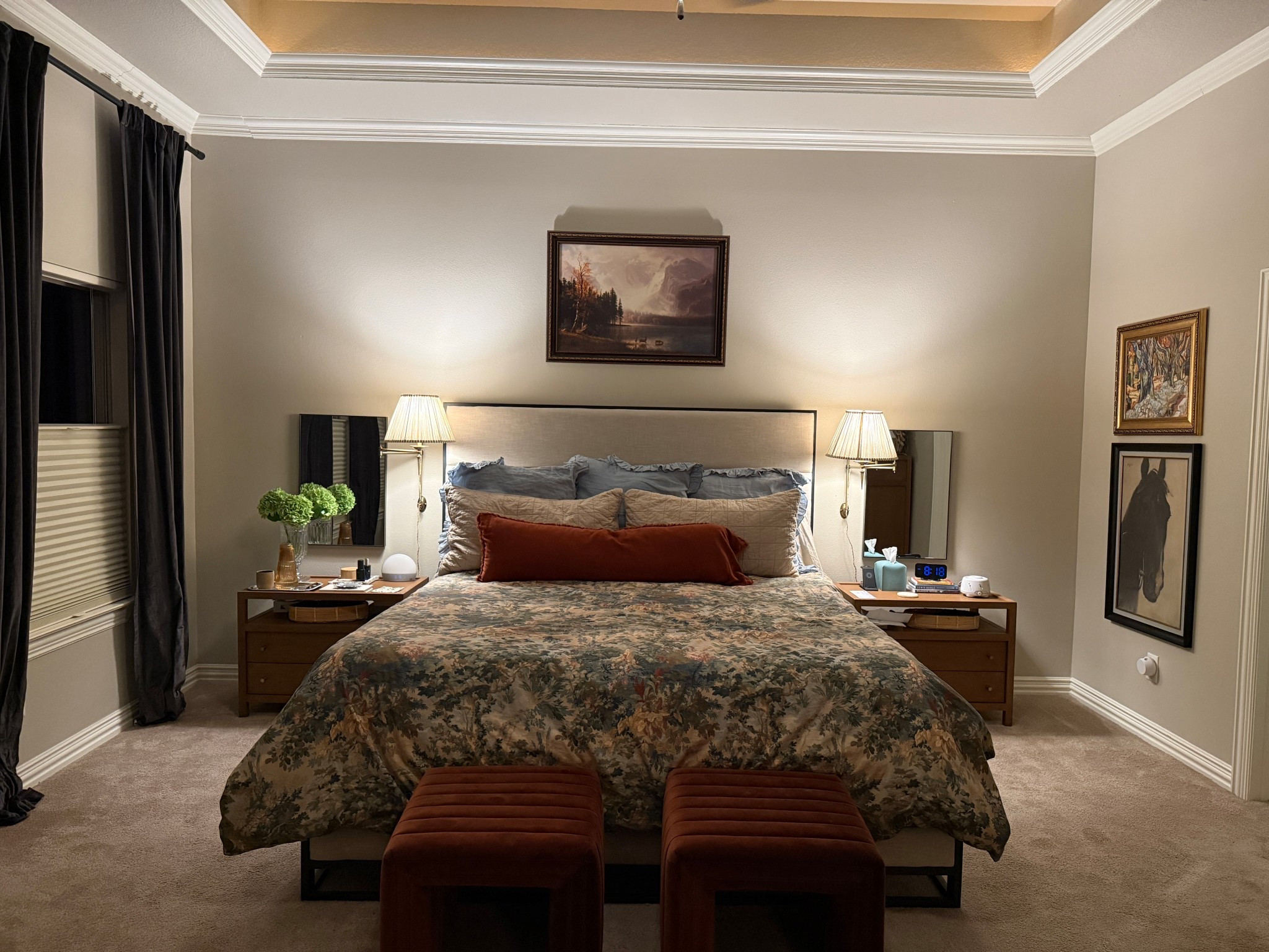 Our primary bedroom. My comfort place 🤎