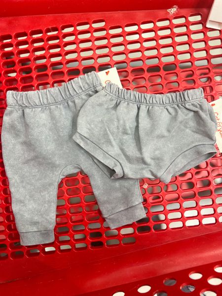Baby bloomers not available yet but leggings are.

Target style, Target baby, Target finds, newborn, baby girl baby boy

#LTKkids #LTKfamily #LTKbaby