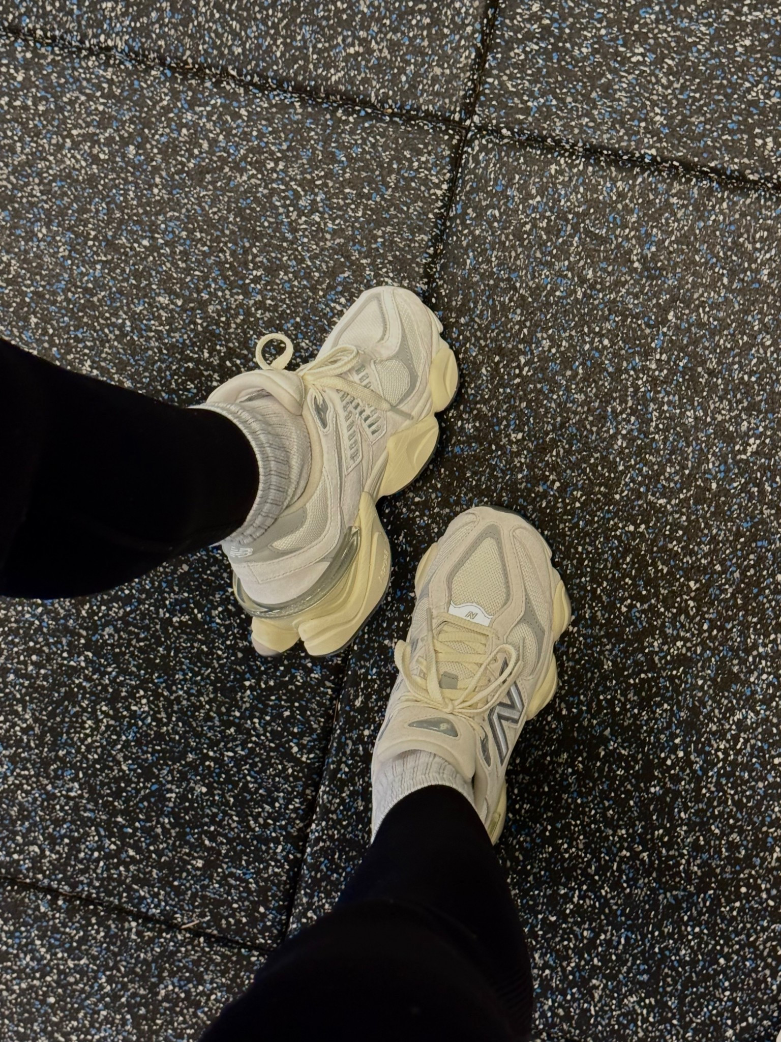 New kicks. The perfect neutral! Obsessed. 👟👟👟

#LTKActive #LTKootd #LTKfitnessgoals