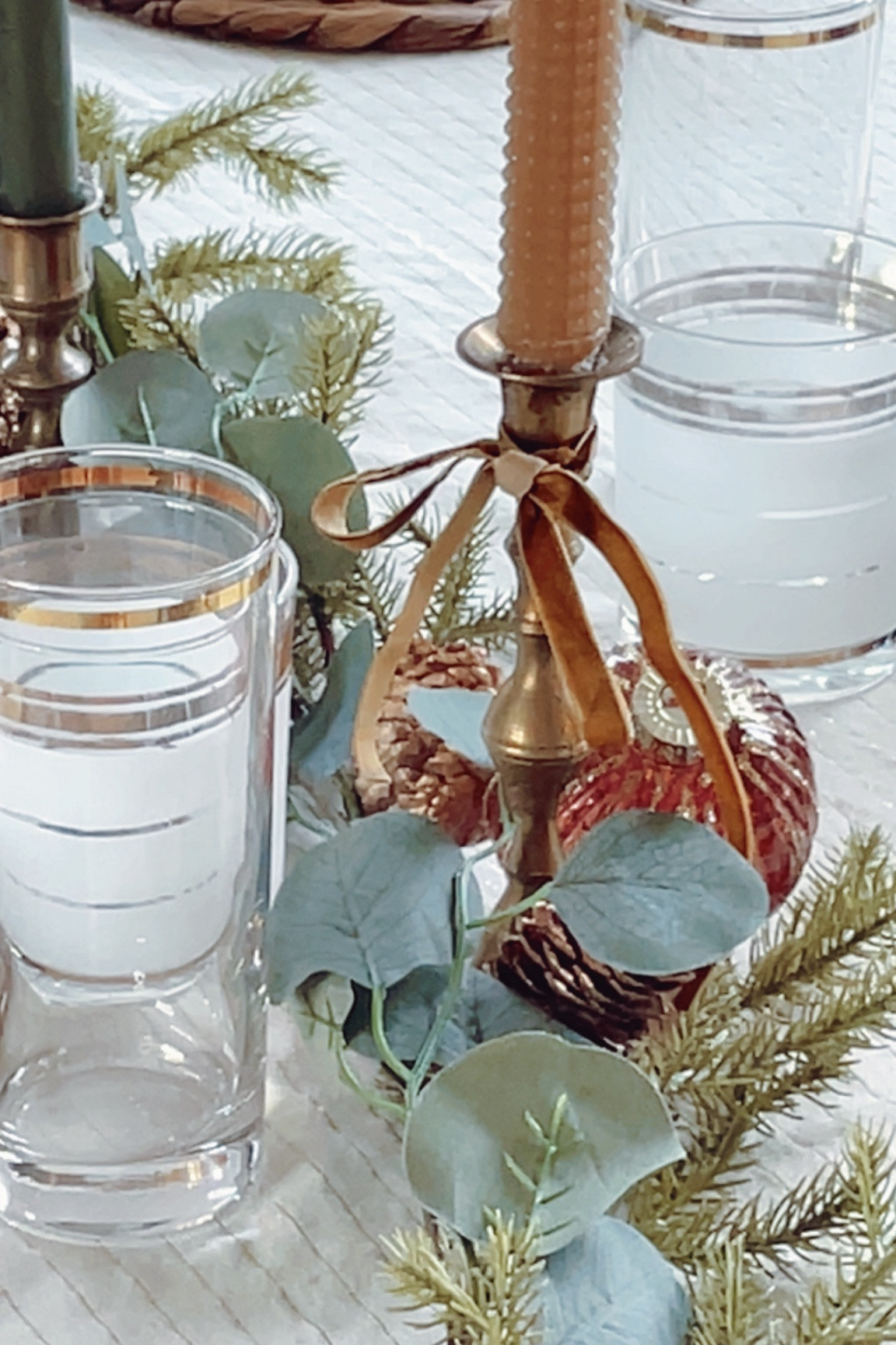 Holiday Tablescape details. I love these little pre-made bows from Amazon. They add just a little bit more to my holiday decor! 👏🏻


#LTKHome #LTKHoliday #LTKStyleTip