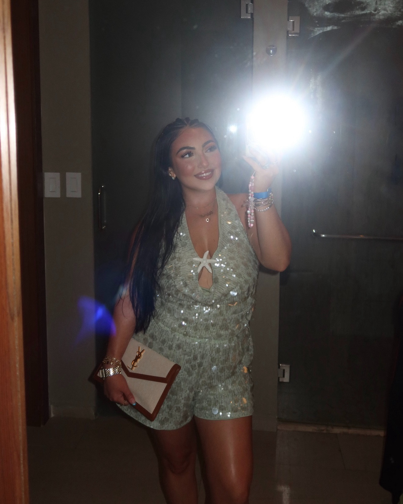 Star girl 🌟

Mine’s no longer in stock, but I linked a similar option 

#LTKStyleTip #LTKTravel #LTKFindsUnder50