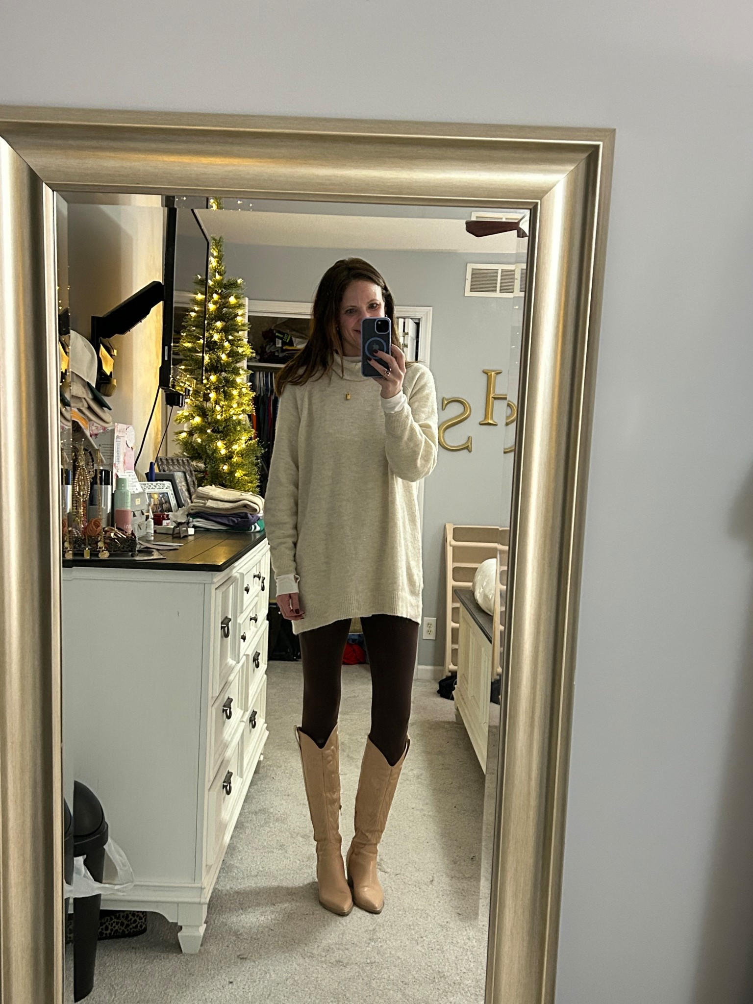 Thankful, cozy, and cute 🦃🥂🥧❤️



#LTKOver40 #LTKCyberWeek #LTKSaleAlert