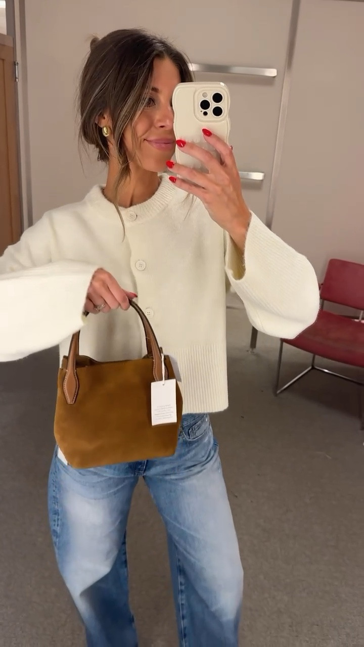 Nordstrom anniversary sale sweaters!


#LTKSaleAlert #LTKFindsUnder100 #LTKStyleTip