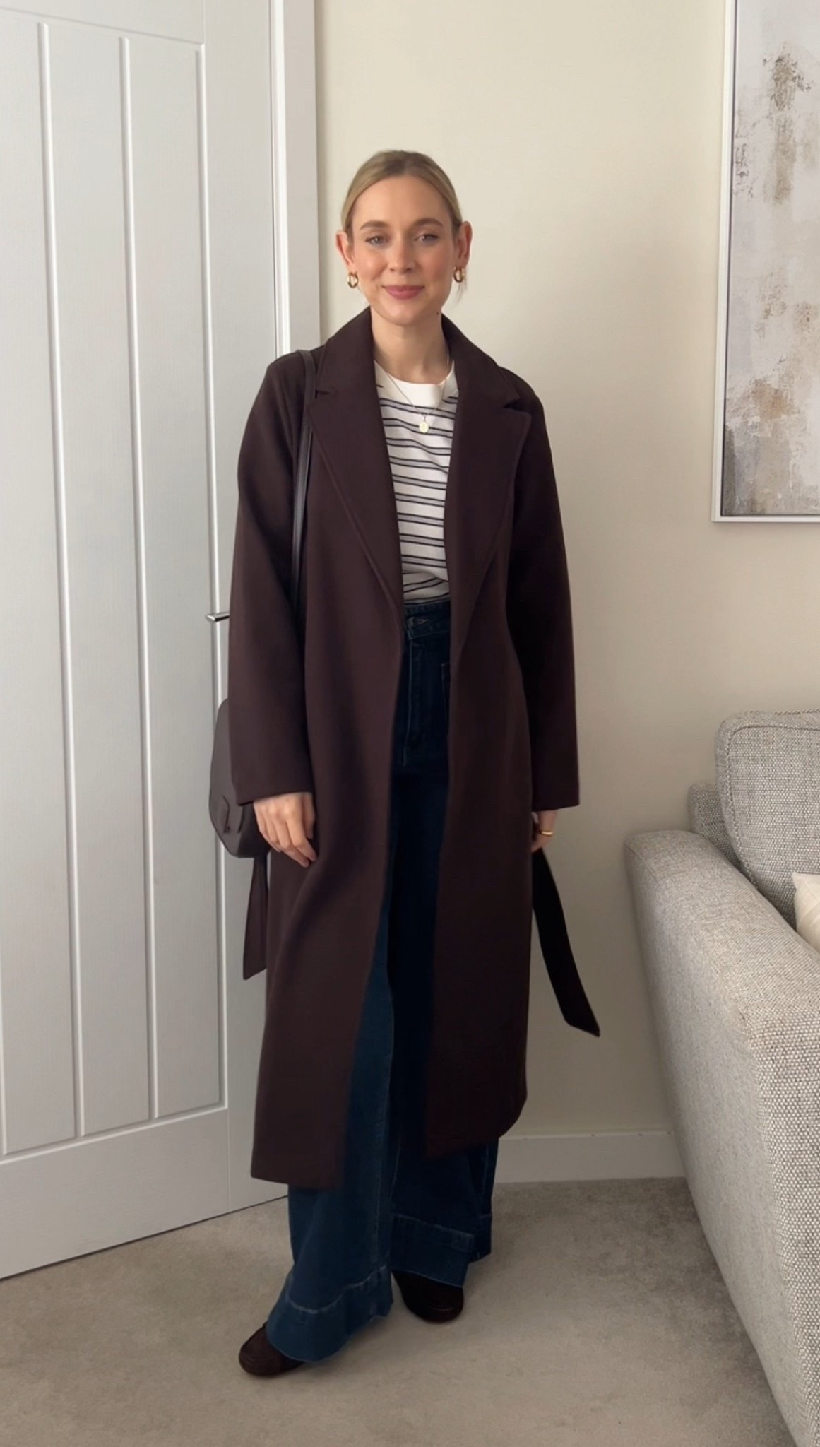 What I’m wearing today as a 32 year old mum of two who loves being comfy but still looking put together 💕✨ this is the perfect grab and go coffee look ☕️ 



Minimal outfit, minimal style, chic style, chic mum style, chic mum outfit, mum outfits, winter outfits, barrel leg jeans, jeans outfit, monochrome outfit, knit, winter coat outfit, new look, coat outfit, mum outfit idea

#LTKstyletip #LTKuk #LTKwinter
