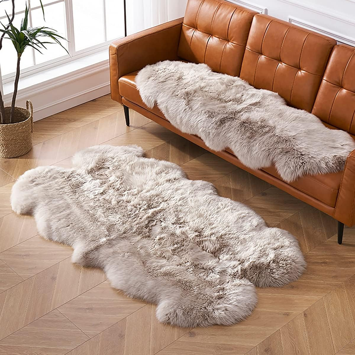 HUAHOO Premium Genuine Sheepskin Rug Linen Real Australia Sheepskin Natural Luxury Fluffy Lambski... | Amazon (US)