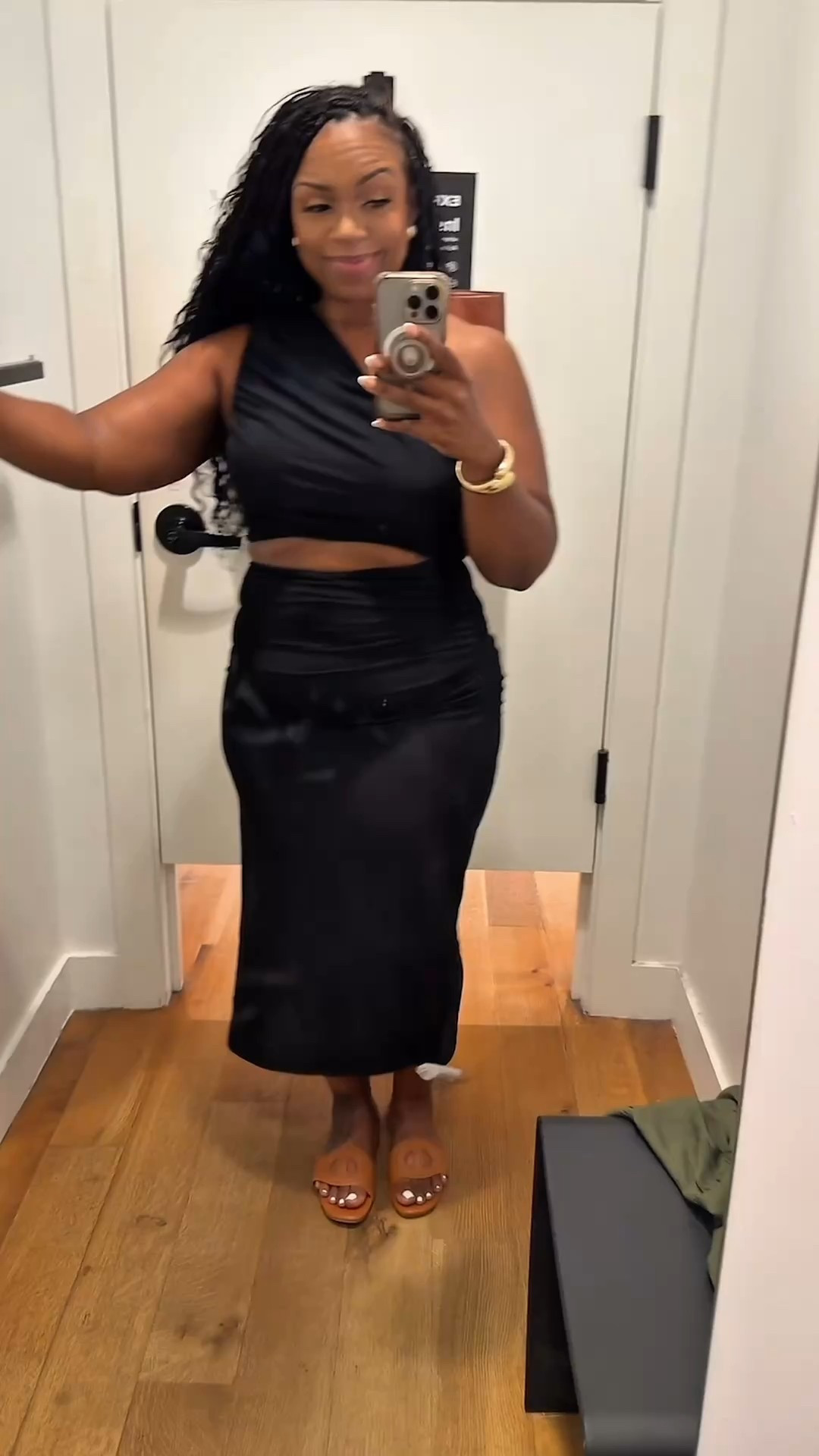 Dress shopping at Express😍

#LTKFindsUnder100 #LTKPetite #LTKSaleAlert