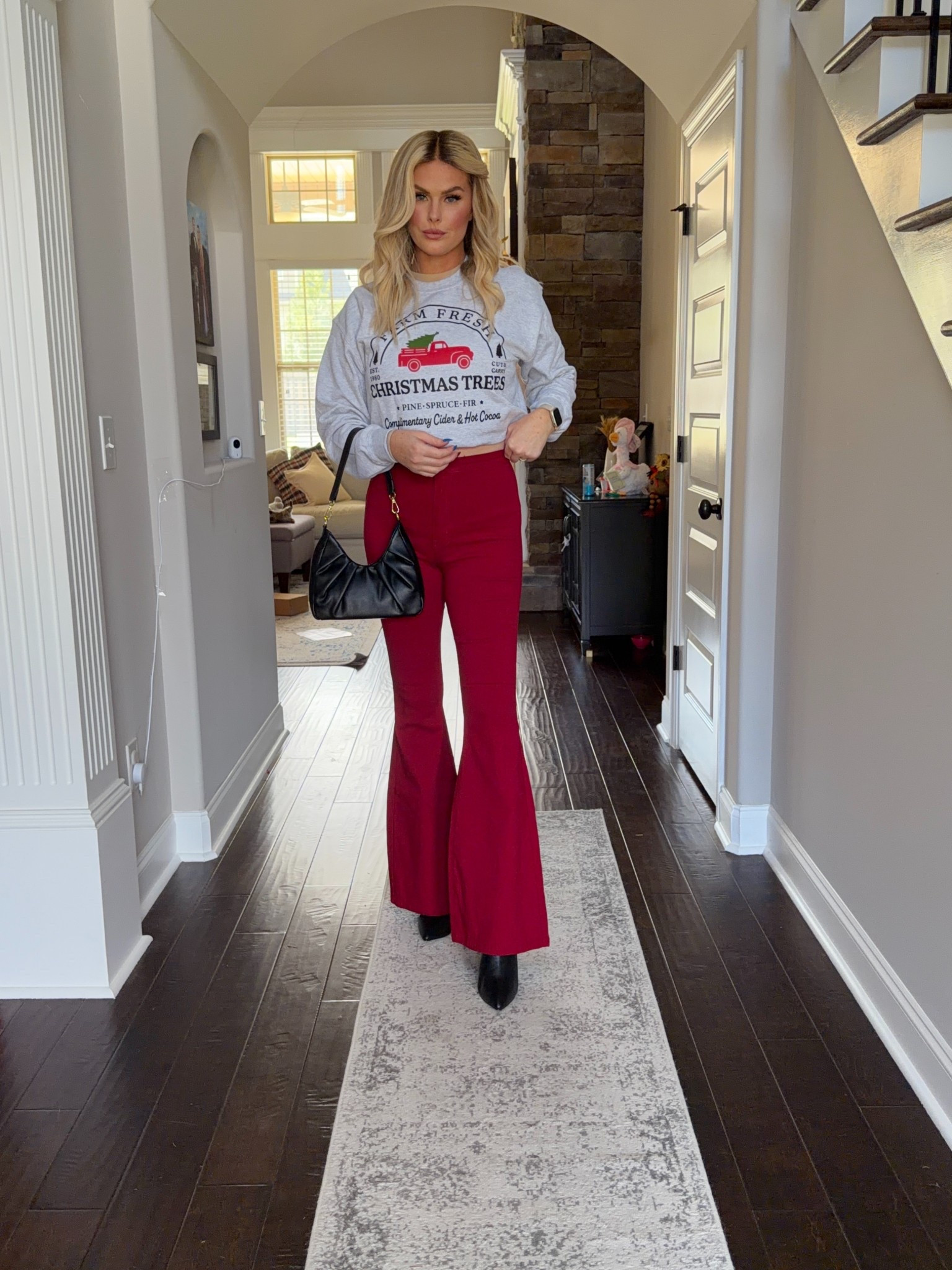 It’s December!! 🎅
@willowchicboutique really did it with this North Pole Flare bundle — flares + the cutest crewneck = instant holiday vibes ❤️💚 

Use code COURT20 for 20% off!

#willowboutique #northpolebundle #winteroutfits #jeans
#Itkfindsunder50 #Itkstyletip #Itksalealert #holidayvibes 

#LTKFindsUnder50 #LTKdayinmylife #LTKSeasonal