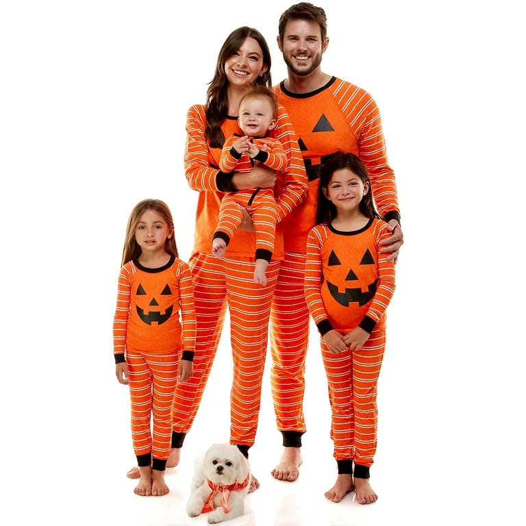 Derek Heart Striped Jack-O-Lantern Matching Halloween Family Pajamas - Walmart.com | Walmart (US)