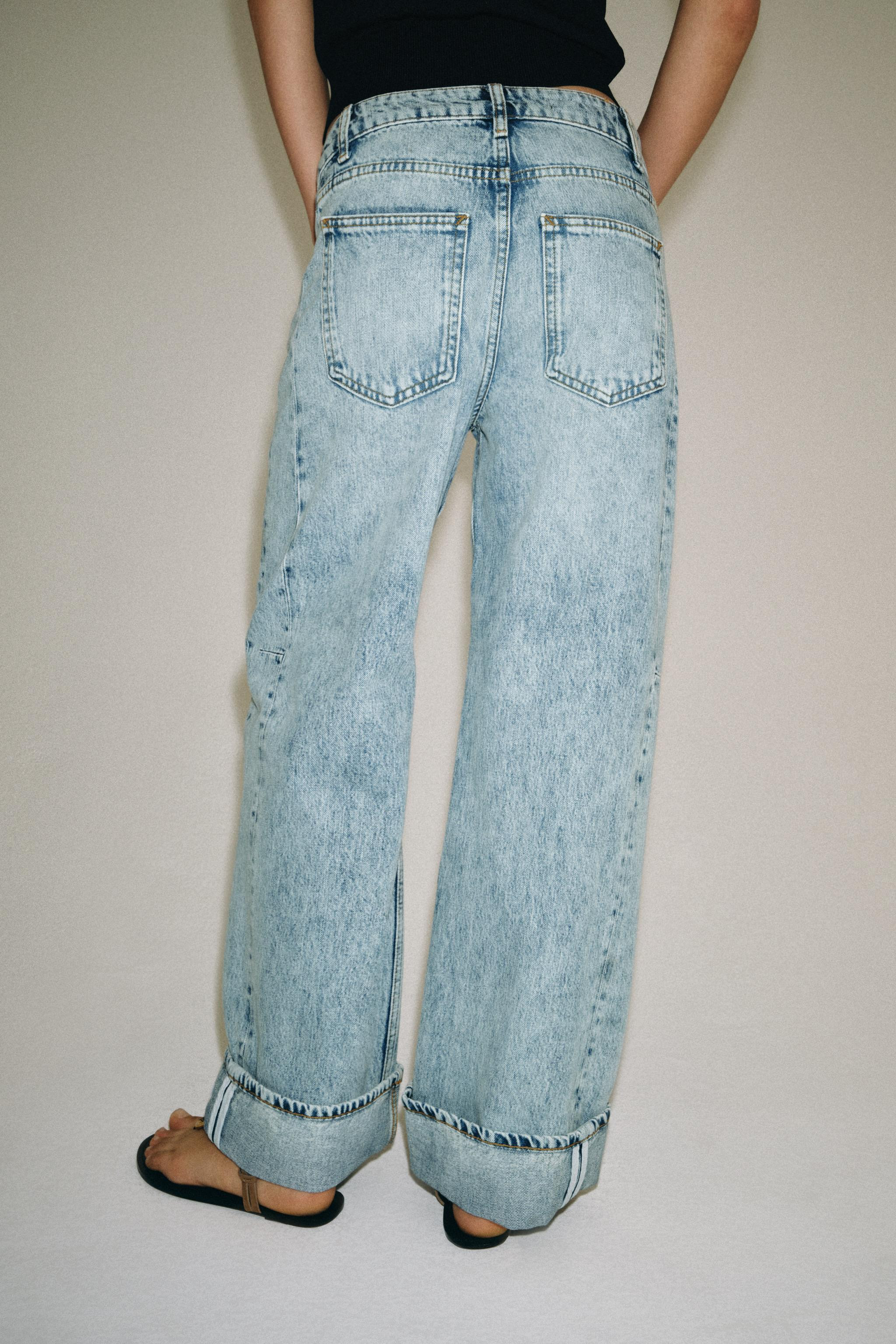 ZW COLLECTION RELAXED LOW-RISE JEANS | Zara Canada