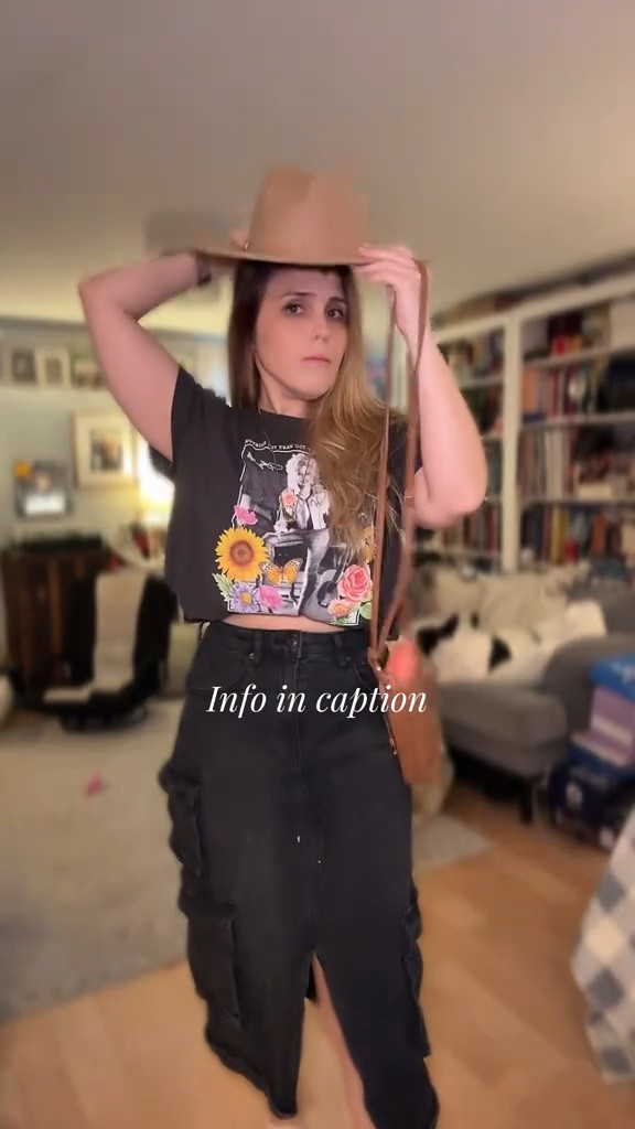 You know us millennials can’t wear anything without doing the millenial tuck… this makes that SO easy.. even with high waisted pants or skirts so there’s no messy look! Don’t cave to worry about fixing it every time you take a bathroom break and you can even turn every shirt into a crop top!! 
It’s a must for me.. #croptop #millenialtuck 

#LTKStyleTip #LTKGiftGuide #LTKFindsUnder50