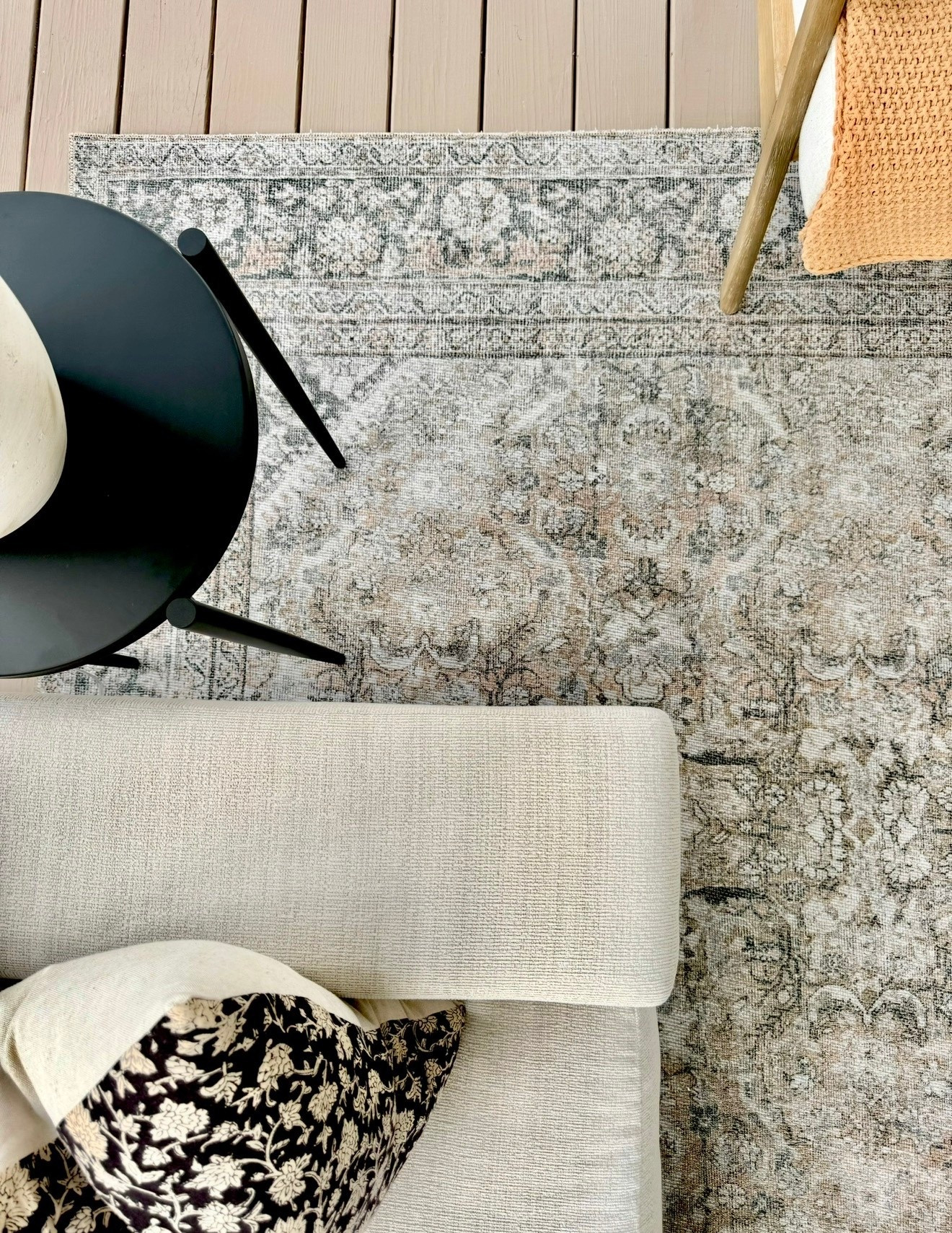 ✨New Vintage Rug from Rugs USA 

This new jute-blend antique rug was the perfect choice for my new seasons room! I love the neutral colors and the modern transitional vibe it brings to this space



@rugs_usa is one of my go-to places to source rugs for my design clients and my own home! They have so many different styles and choices, making it easy to decorate your home. 

#RugsUSA #RugsUSAFallRefresh #vintagerug #livingroomrug #neutralrug #modernclassic

#LTKStyleTip #LTKFamily

#LTKHome