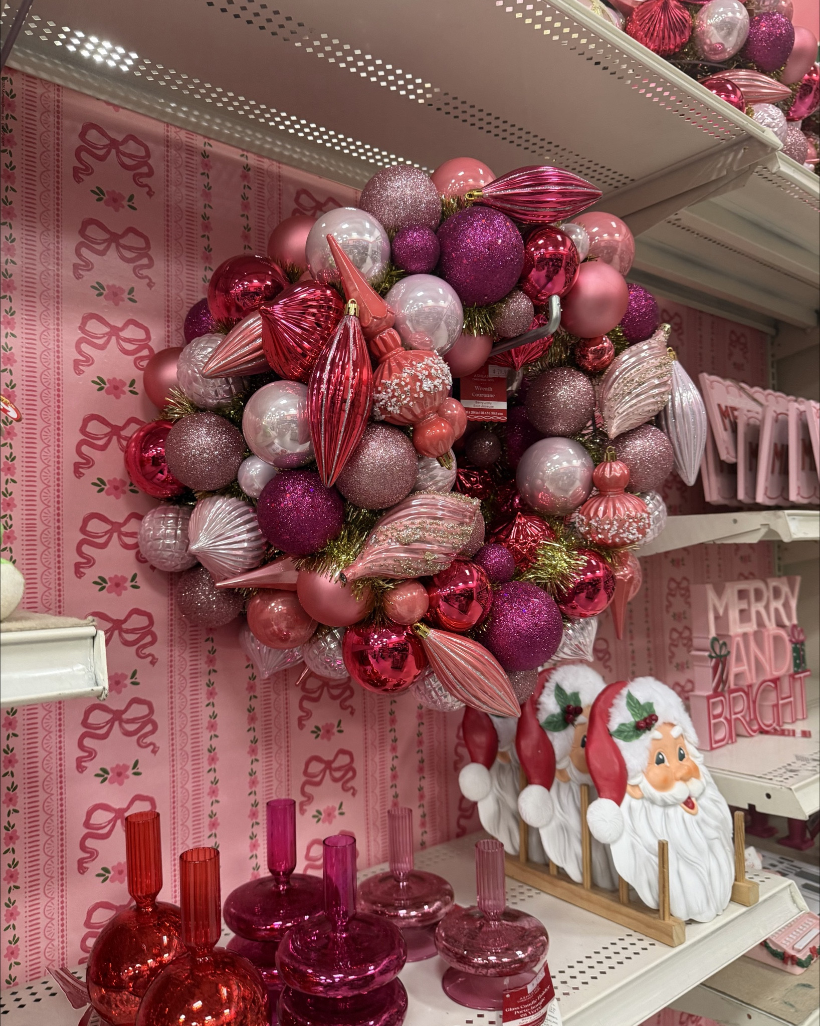 60% Off this Berry Jolly collection 




#LTKSaleAlert #LTKHoliday #LTKHome