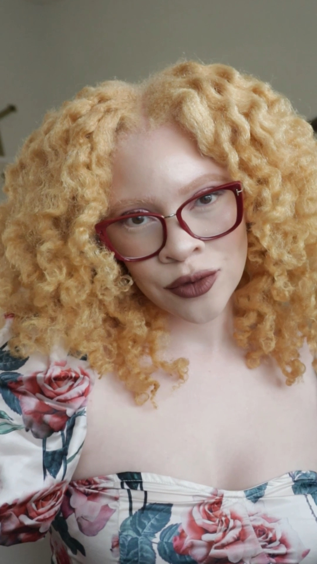 Rock, paper, scissors , I win!😝💅🏻 #grwm #grwmroutine #grwmmakeup #naturalhair #naturalhairstyle ￼

#LTKgrwm #LTKBeauty