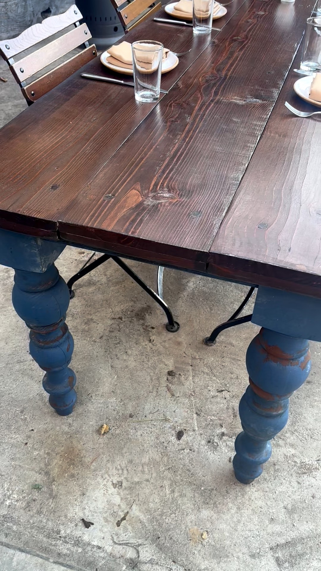  Vintage dining tables and dining sets are making spaces feel warm, layered, and timeless again.
#VintageHome #DiningTrends #DiningTable #DiningSets #InteriorTrends #StyledHome

#LTKHome #LTKdayinmylife #LTKvlog