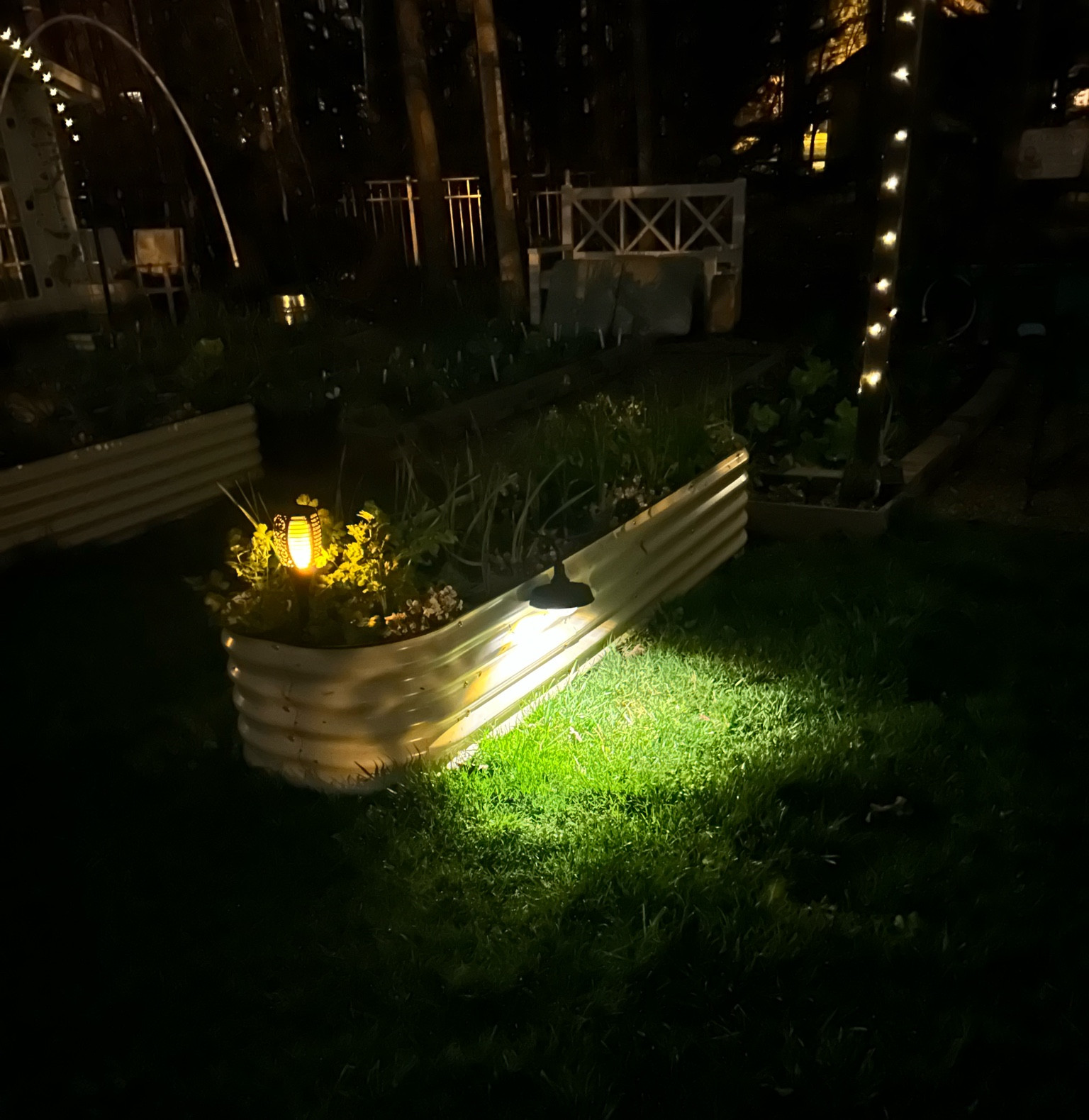 Farmhouse lights for raised metal beds 