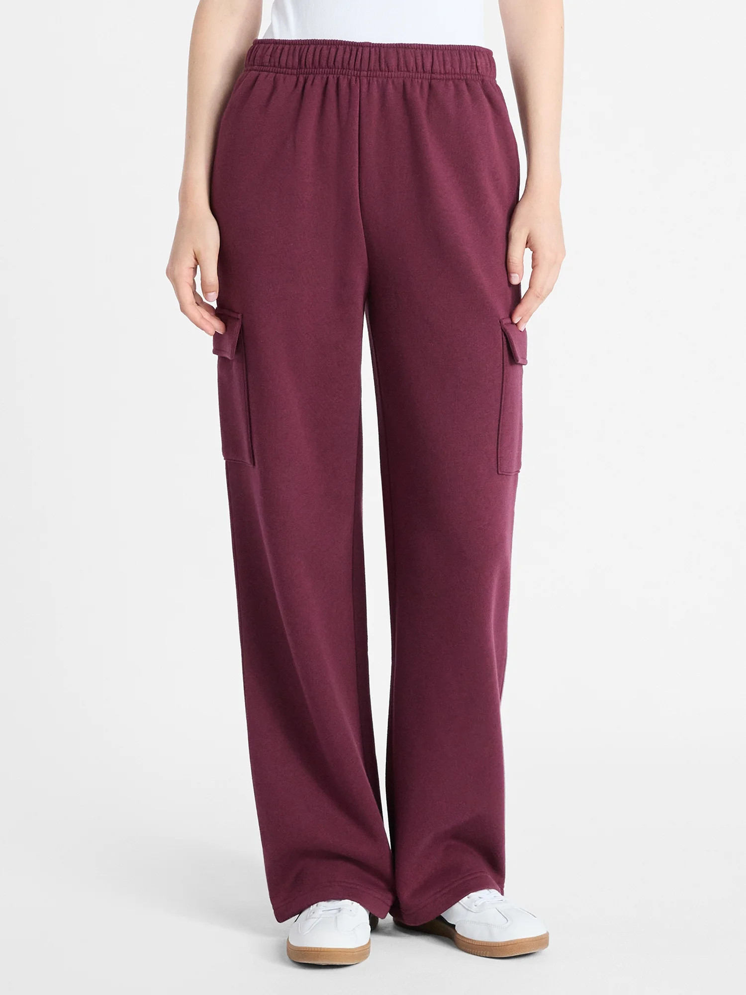 No Boundaries Fleece Cargo Wide-Leg Pants, 30'' Inseam, Women's | Walmart (US)