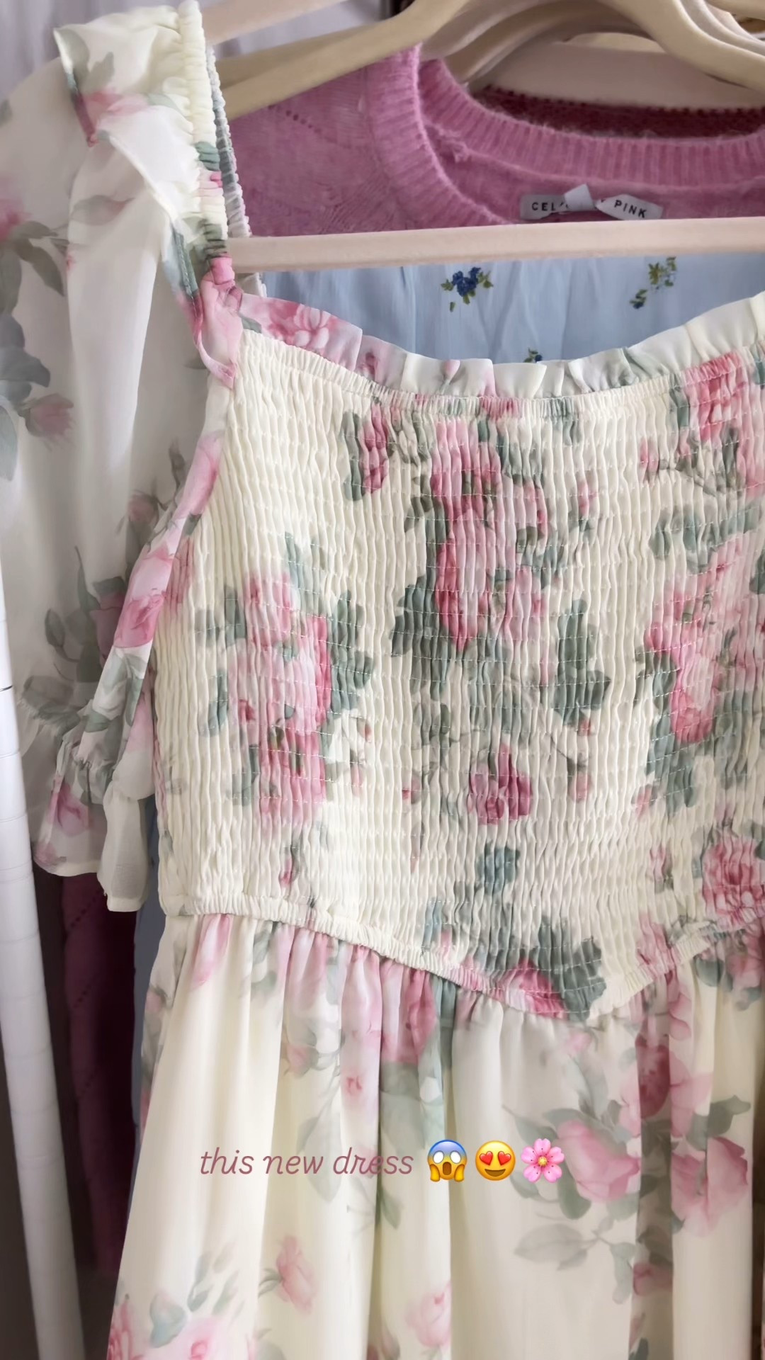 I’m so in love with this new floral dress!! All the details are so perfect! Clip the coupon on Amazon to save!

**sizing:
Small: I sized up one since they don’t have xs!



#LTKFindsUnder50