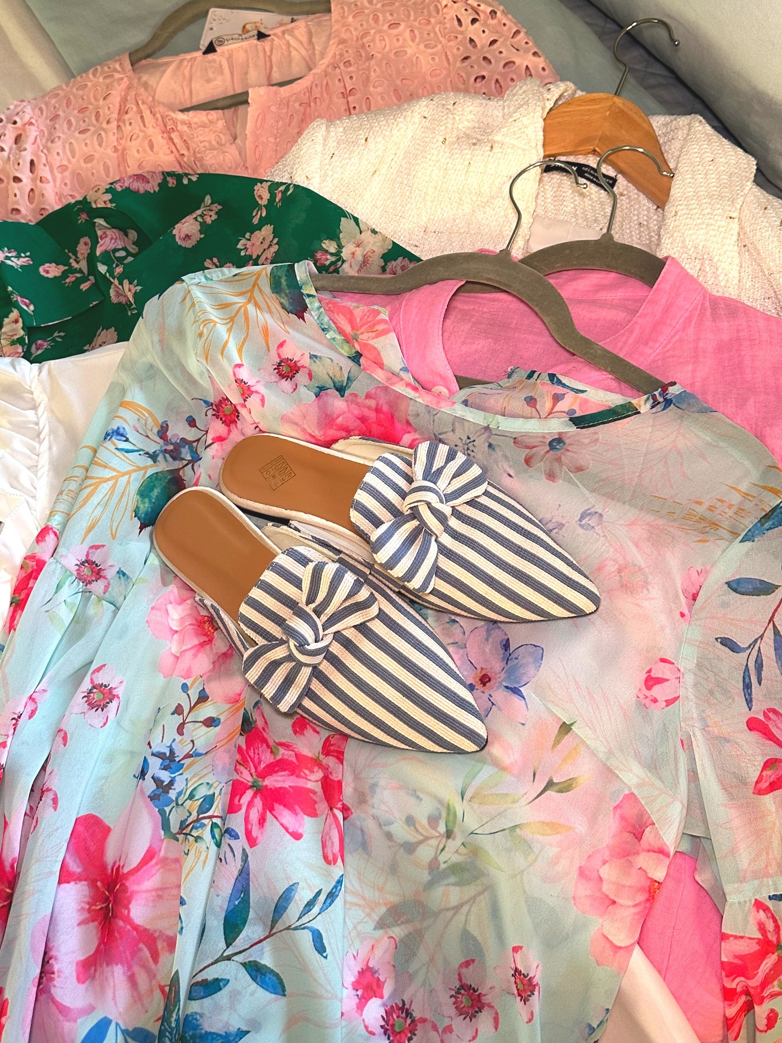 Spring ballin’ on a budget! #spring #sheinhaul

#LTKFindsUnder50 #LTKSeasonal #LTKSpringSale