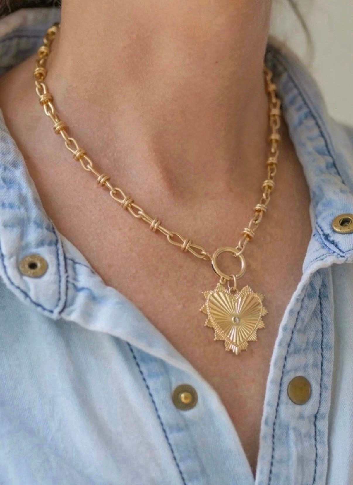 Heart necklace on sale 

#LTKSaleAlert 