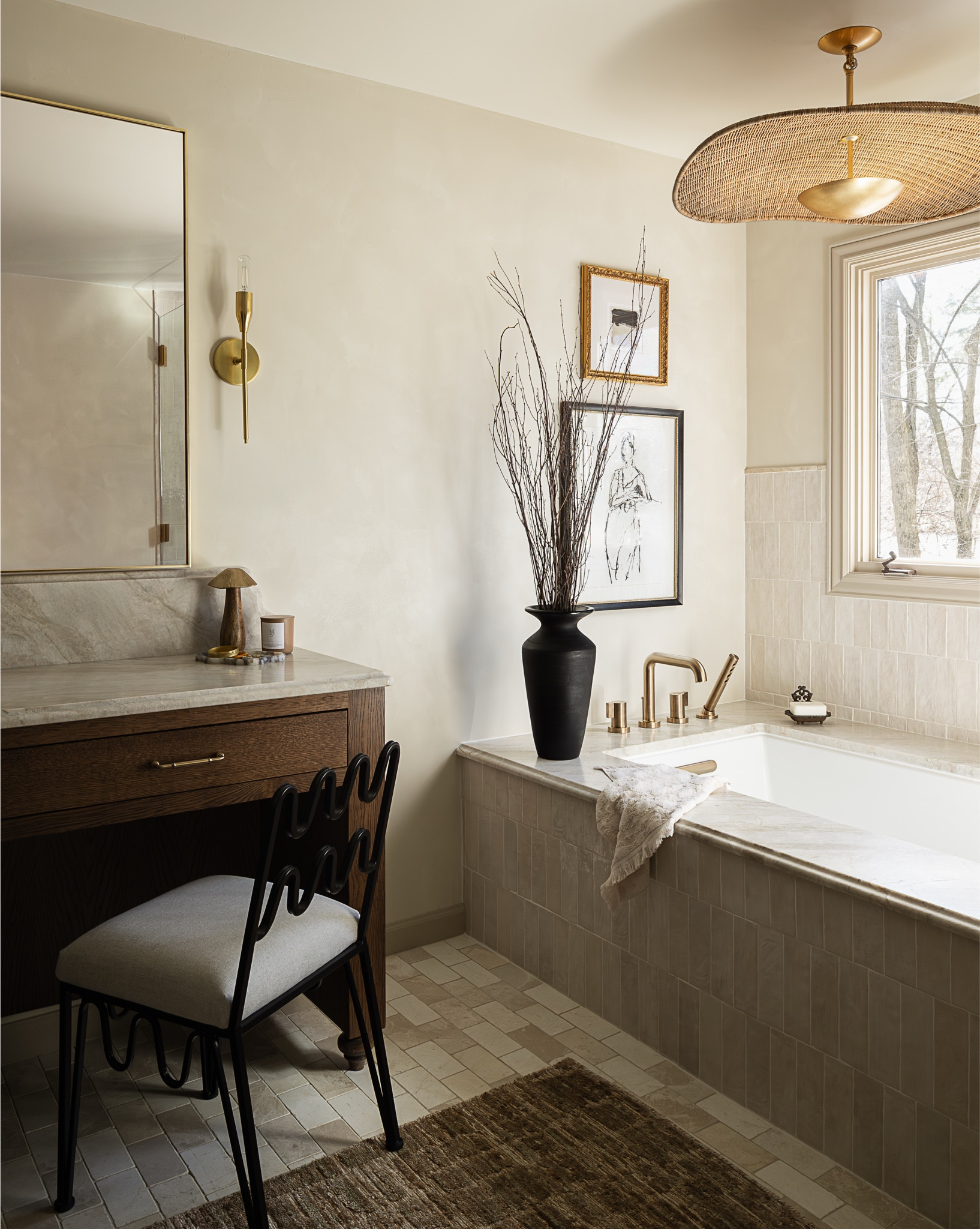 Earthy neutral bathroom

#LTKFamily #LTKHome #LTKFindsUnder100