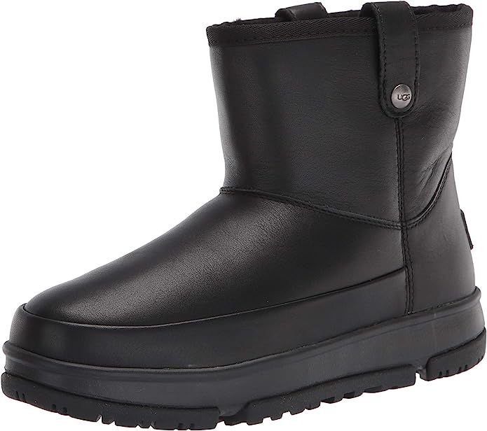 Amazon.com | UGG Classic Weather Mini Boot, Black, Size 8.5 | Snow Boots | Amazon (US)