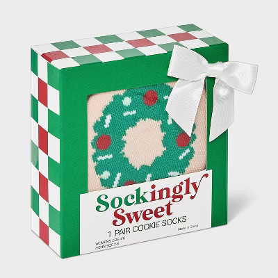 Women's Sugar Cookie Christmas Crew Socks - Red 4-10 | Target