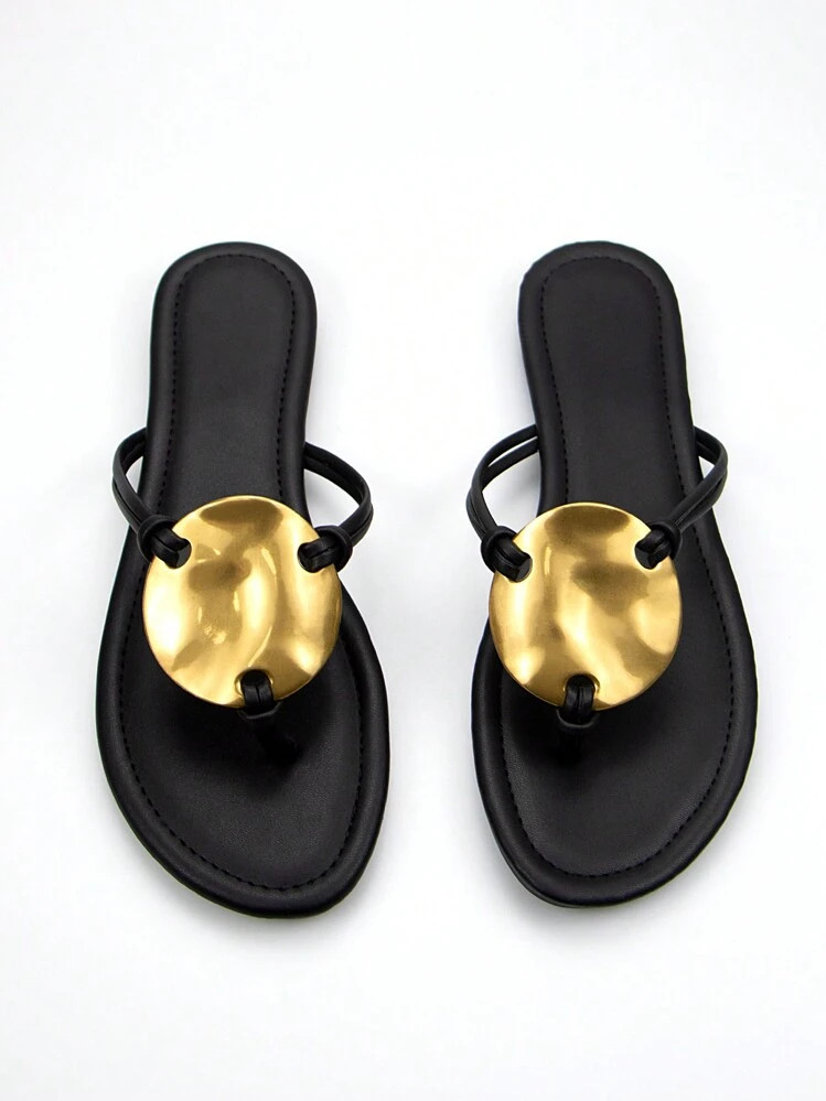 Women's Minimalist Retro Gold Metal Buckle Decoration Fashionable & Comfortable Round-Toe Thin-Strap Flat Thong Sandals For Daily Wear & Vacation | SHEIN