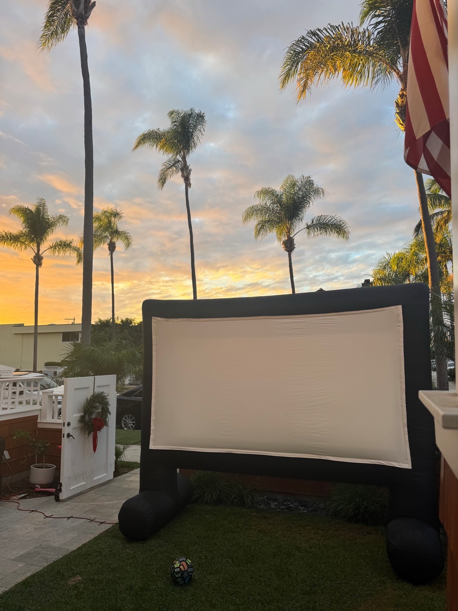 blow up projector! we’ve used in our pool too!

Amazon, Amazon projector, last minute gift ideas, gift idea, Lauren Mulloy

#LTKHoliday #LTKFindsUnder100