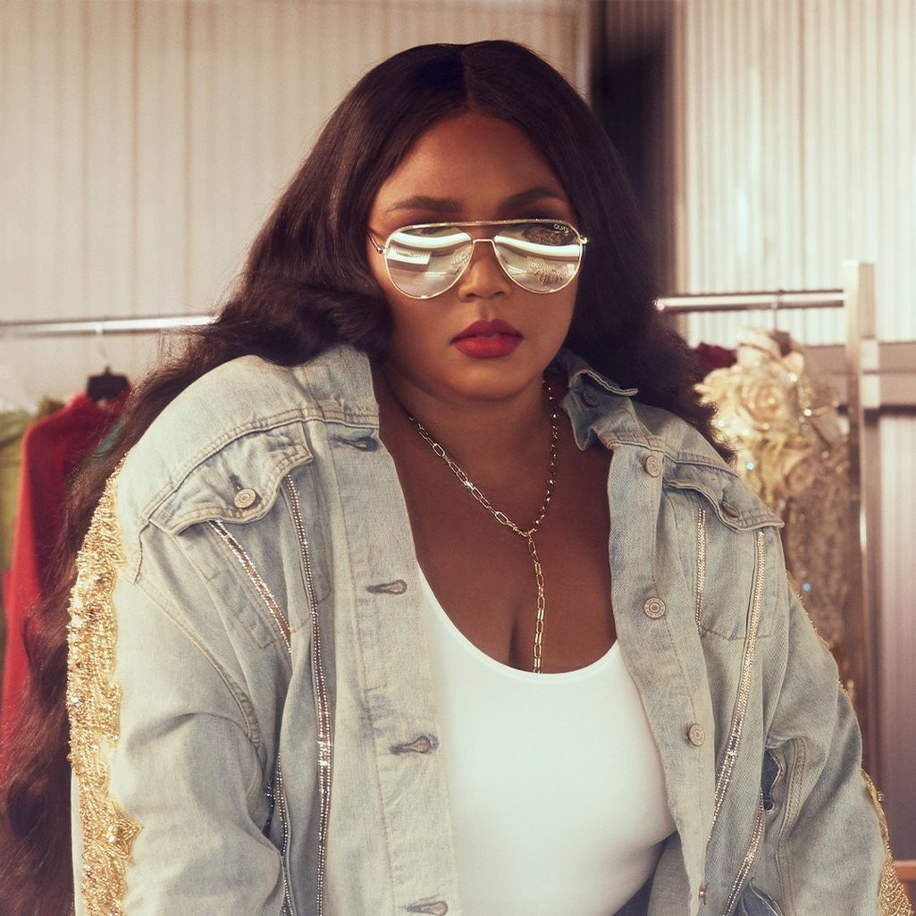 HOLD PLEASE | Quay Australia