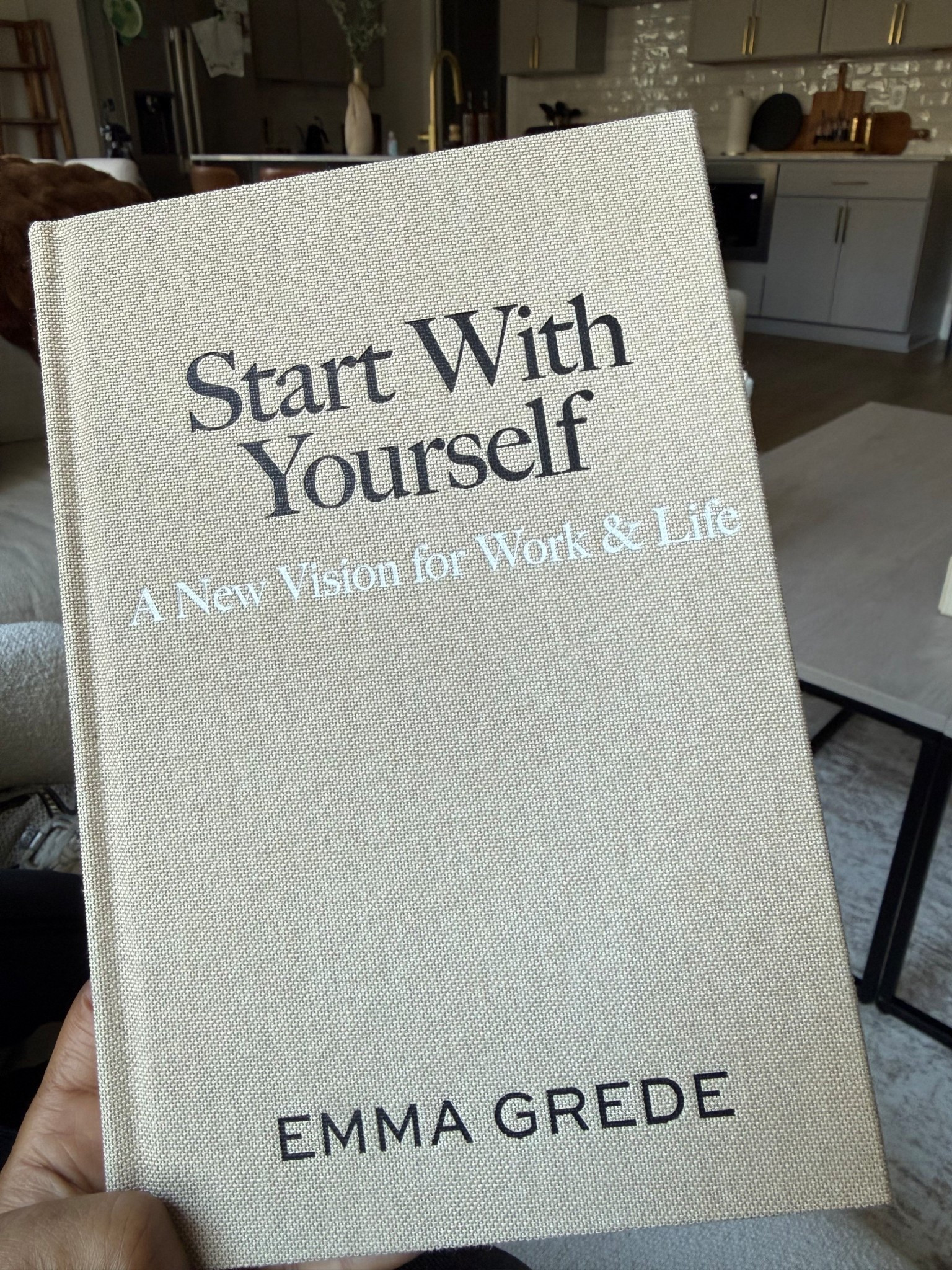Today’s slow morning reads 🧘🏽‍♀️