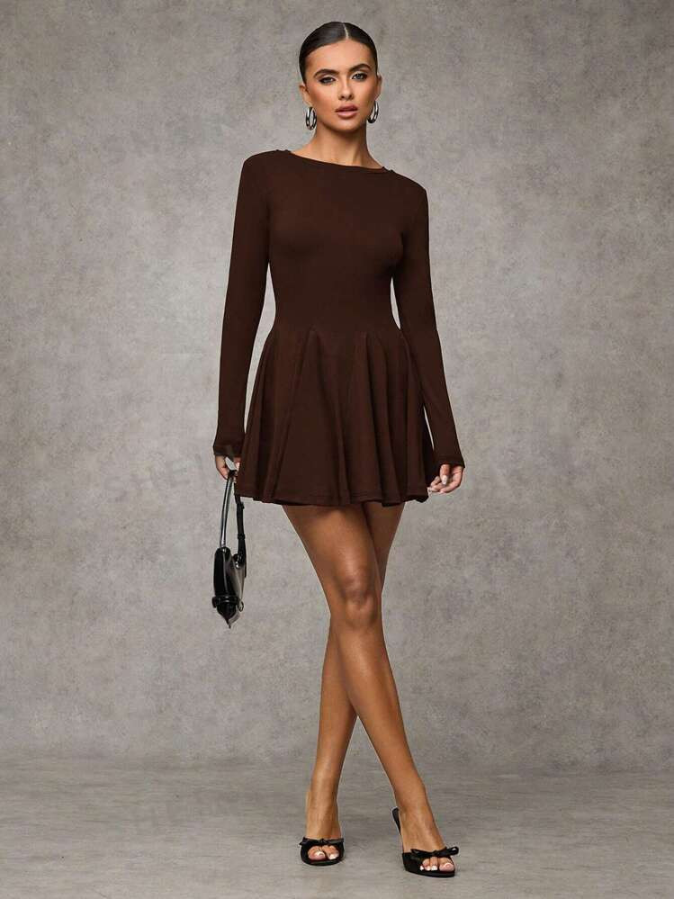 SHEIN BAE Robe mini noire unie et douce à col rond, manches longues, avec volant à l'ourlet, po... | SHEIN