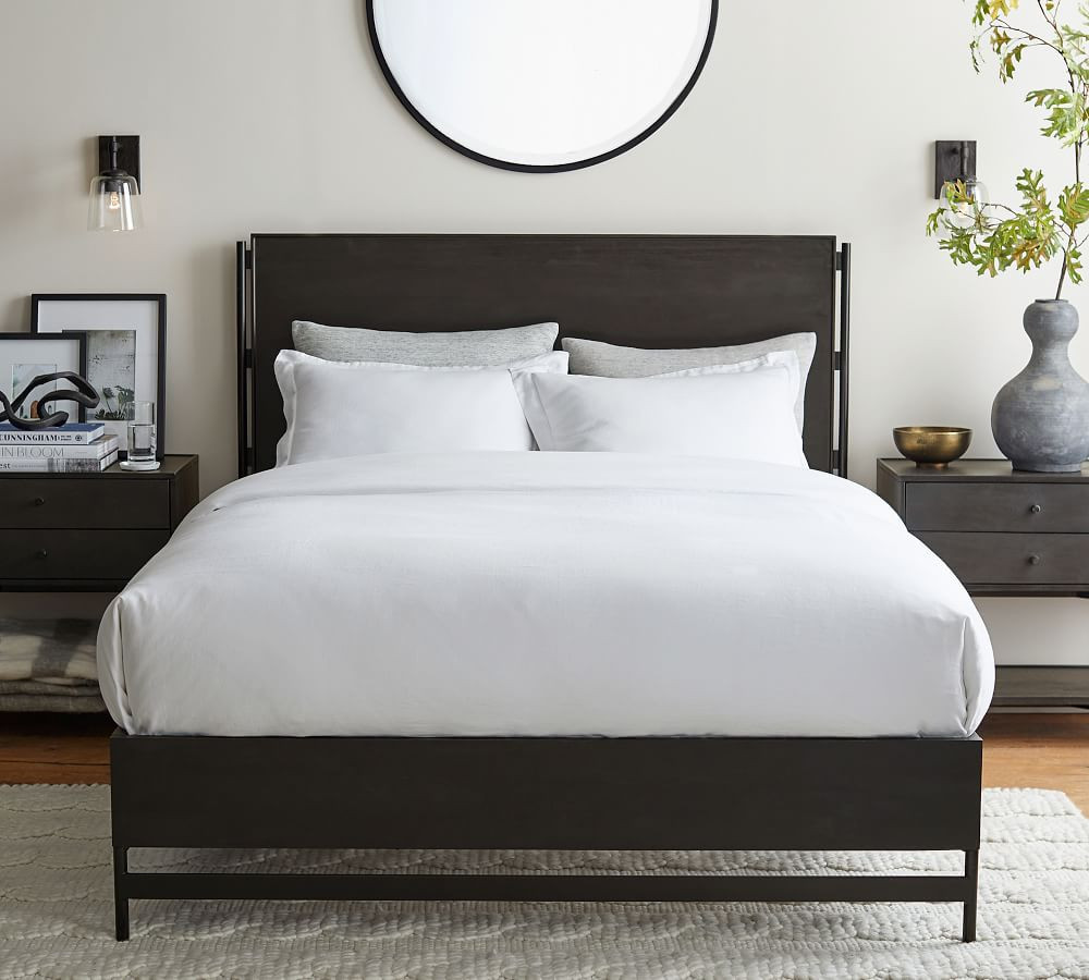 Warren Platform Bed | Pottery Barn (US)