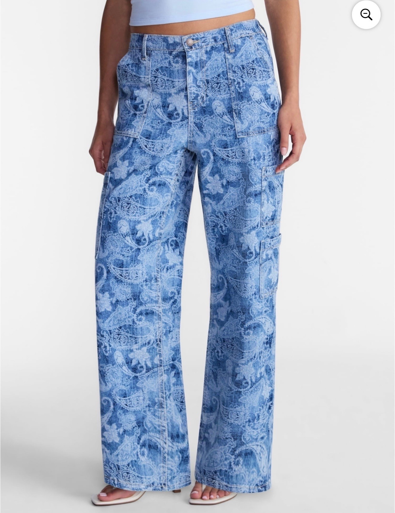 The cutest wide leg cargo pants! And they’re only 17$! What a steal!!!

#LTKootd #LTKmomlife #LTKgrwm