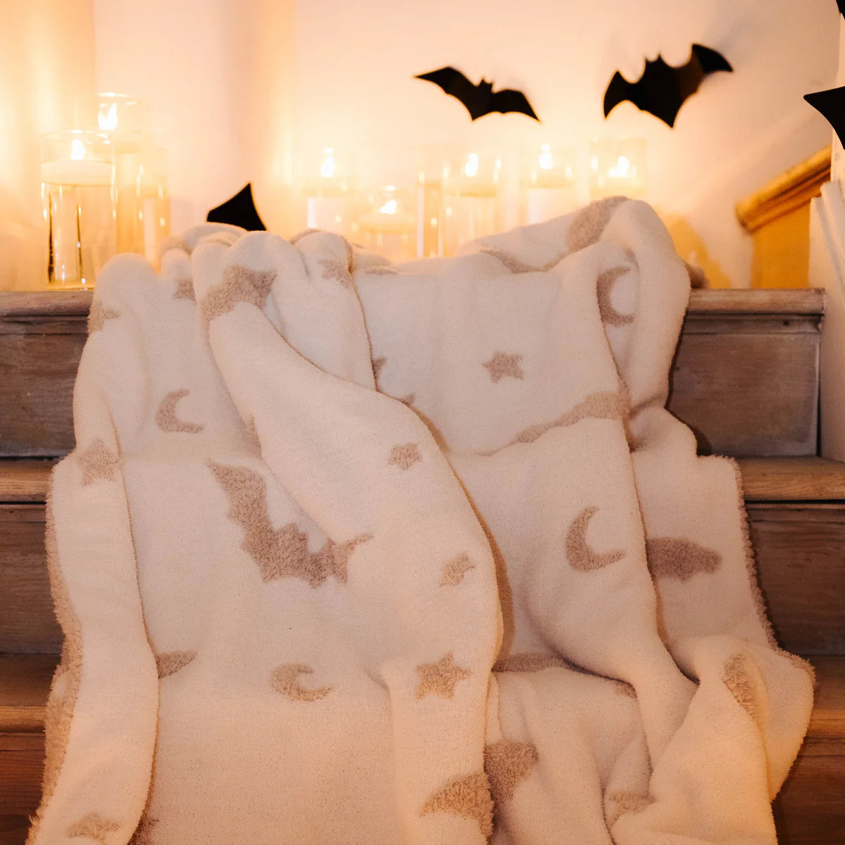 Bat Tassel Blanket (50*78) | Shop Staykation
