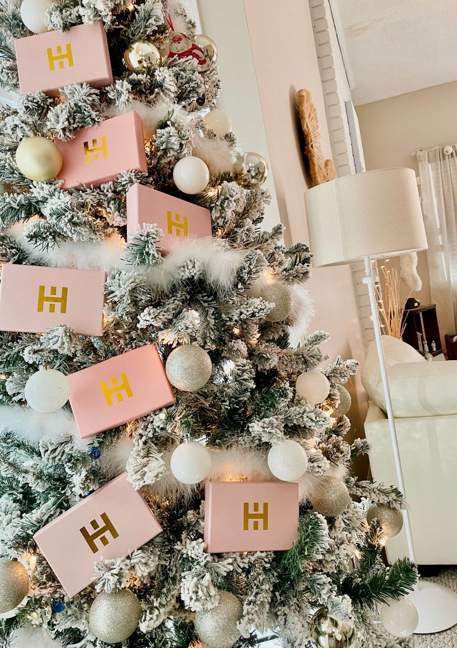 A very merry Hoo Hoop holiday ✨

#LTKSeasonal #LTKunder50 #LTKGiftGuide