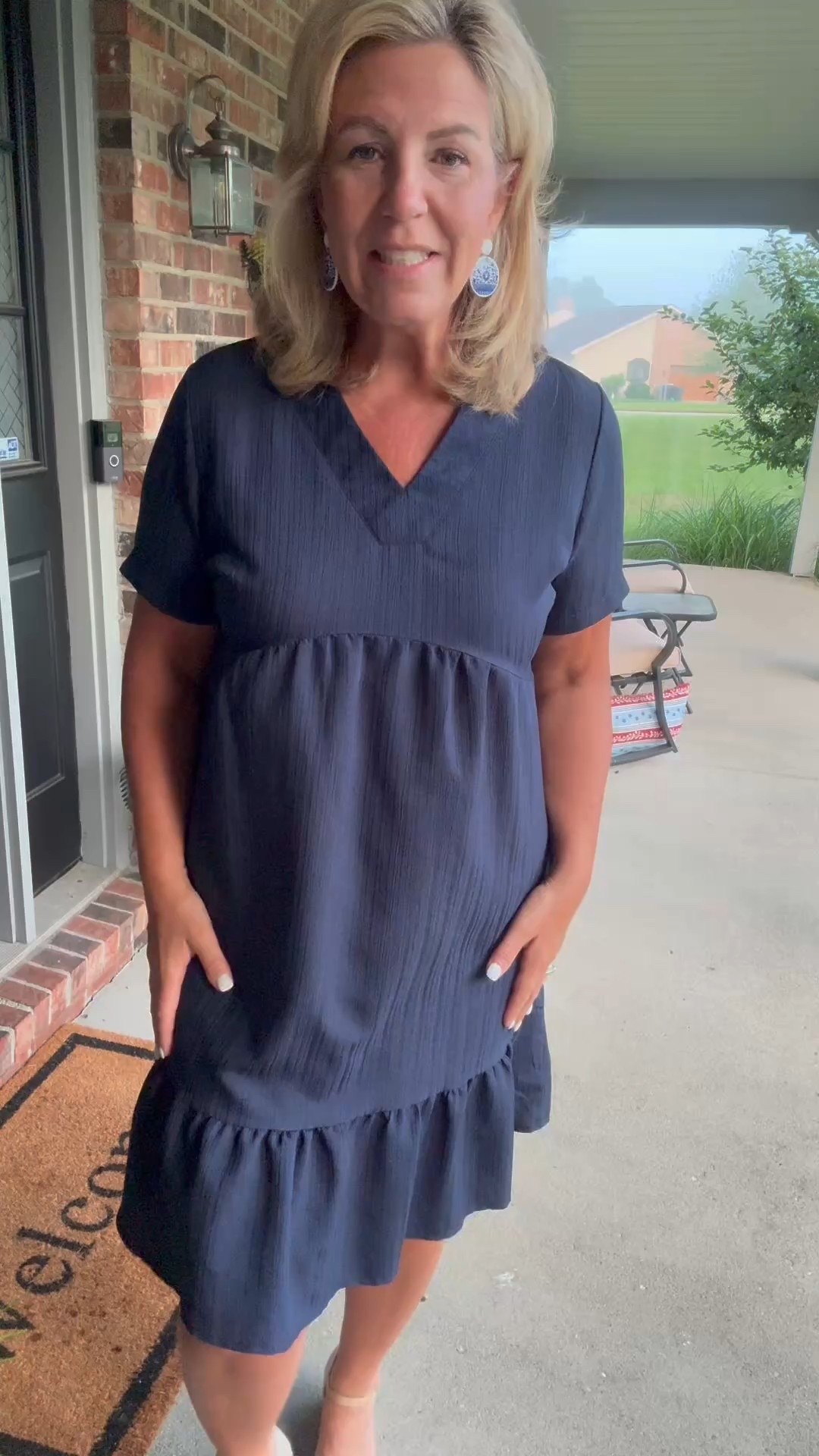 Dress size large
Easy to wear for work and casual

🌈 Available in a variety of colors

I’m 5’5”, size 12/14, and wear a large in most brands.

#LTKOver40 #LTKMidsize #LTKWorkwear