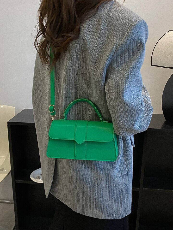 Minimalist Flap Square Bag
         ExclusiveGBP£5.25GBP£6.25-16%4.85(1000+)    Color: Green   ... | SHEIN