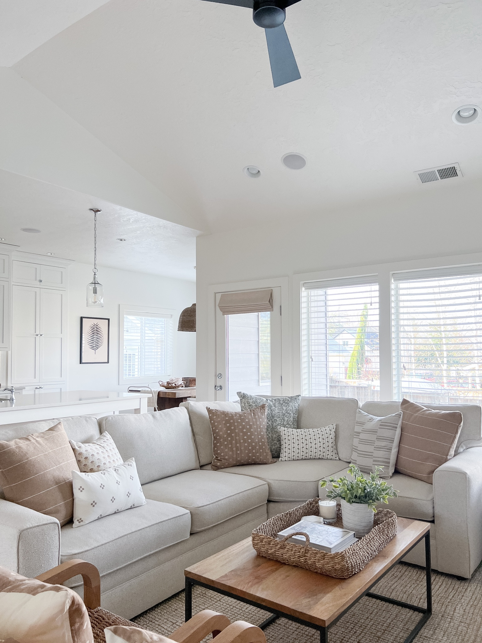 This is the Pottery Barn Pearce sectional in oatmeal performance boucle. We love the color and the deep seating. I have styled it with neutral throw pillows. 

Home decor, throw pillows, sofa, couch, living room 

#LTKFind #LTKunder100 #LTKhome