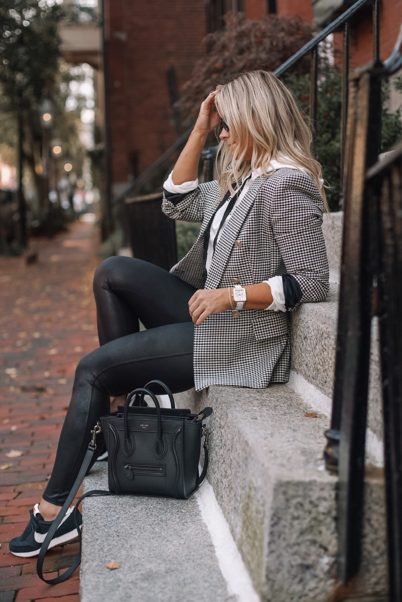 Houndstooth blazer, button down shirt, blazer, fall outfit, faux leather leggings, leather leggings, casual fit, blazer

#LTKworkwear #LTKfit #LTKunder100