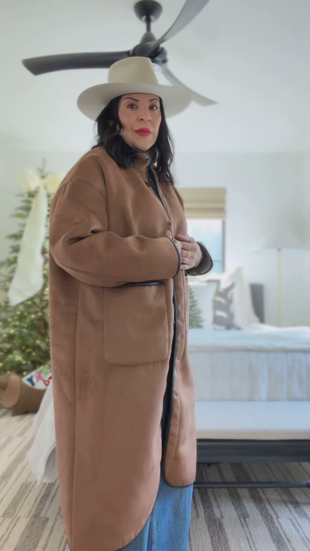 Wearing a size medium in the coat (it runs big), size large in the sweater and size 30 in jeans (I’m a size 10). 



#LTKselfcare #LTKWorkwear #LTKMidsize