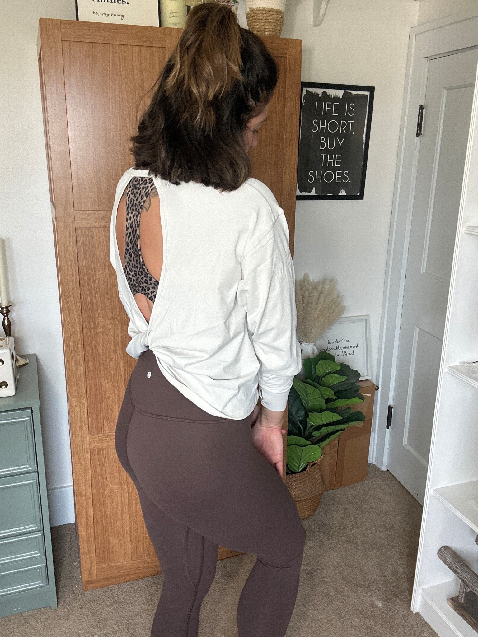 Lululemon dupes!!!! Size small and color is espresso // small in top // 

#LTKActive #LTKSaleAlert #LTKStyleTip