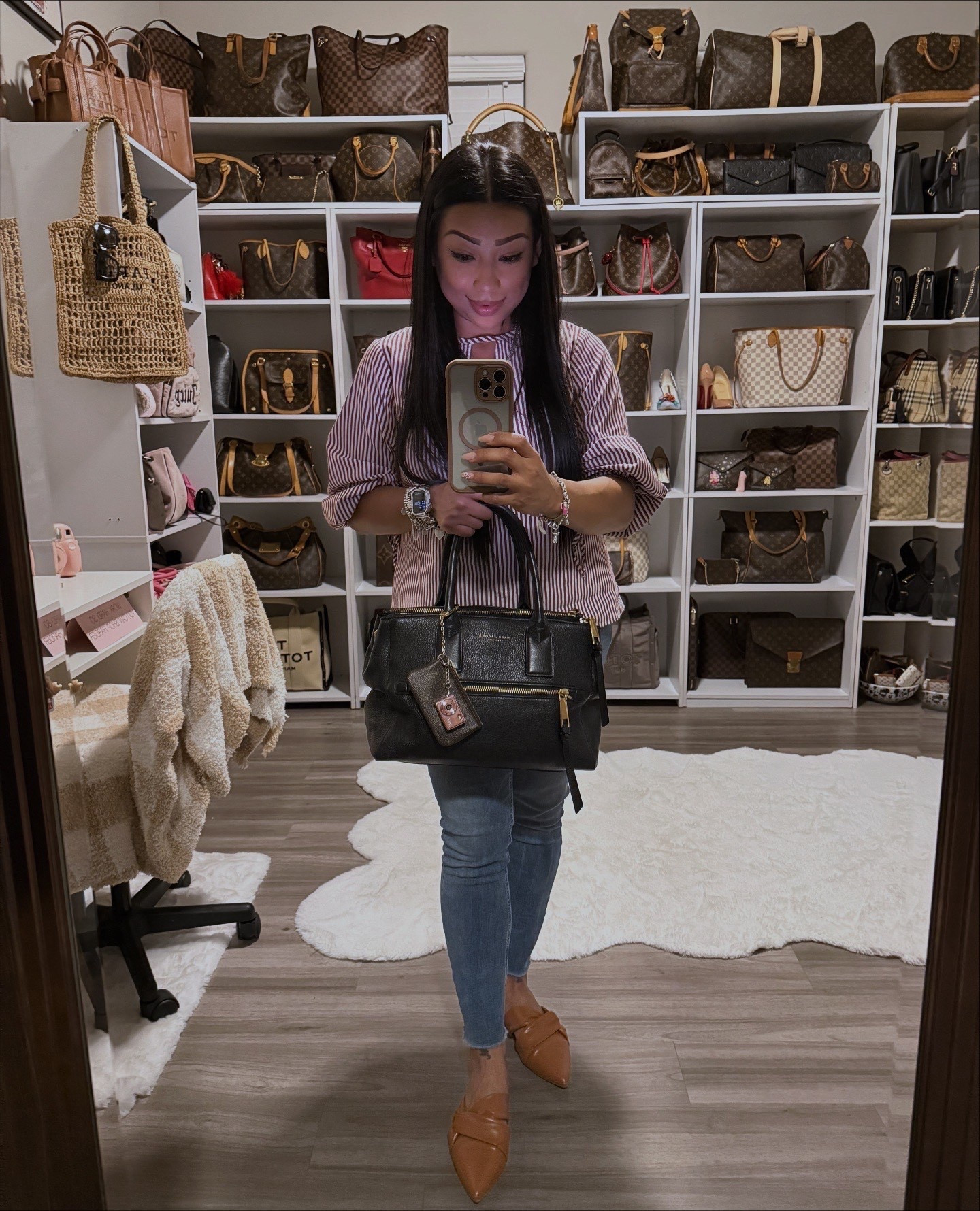 The perfect mix of chic + practical goes with literally everything. 

#LTKStyleTip #LTKItBag