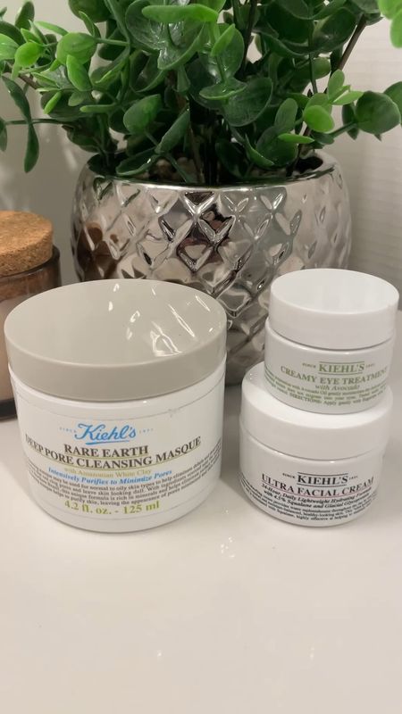 Morning routine with Kiehl’s💜

Starting out with the Kiehl’s Rare Earth Deep Pore Cleansing mask, which is a game changer. It detoxify’s my skin by removing all the dirt, toxins, excessive oil and pollution that we experience on a daily basis that can clog up the pores. 

After using it, I have noticed it has minimized the visibility of my pores. Also, it feels clean and hydrating. I highly recommend this cleansing mask if you have normal to combination skin like me.

I follow-up by using the Kiehl’s Ultra Facial Cream and the avocado eye cream which both work amazing. 

#LTKGiftGuide #LTKbeauty #LTKCyberWeek