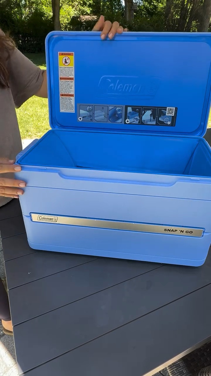 comment 𝘾𝙊𝙊𝙇 + we’ll send the link for this collapsible cooler! it’s truly a game changer @my_friends_friend 👯‍♀️🧊

❄️we love for so many reasons:
- it’s fully collapsible so it’s easy to store + great for travel
- the liner is completely removeable + easy to clean
- it has the durability of a hard cooler without the bulk
- comes in 3 sizes + keeps ice frozen for 2 full days!

#summermusthave #giftideas #giftsforhim #fathersdaygiftideas #travelmusthave