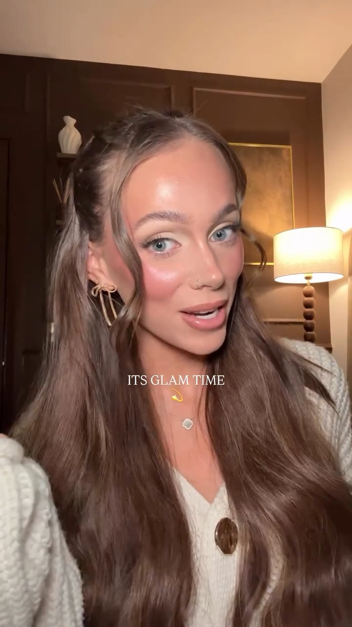 the Natasha Denona foundation and concealer are my new besties 😭

@rarebeauty @natashadenona @makeupbymario @rhode @hudabeauty @hourglasscosmetics @hauslabs @kosas @vieve #makeuptutorial #makeupartist