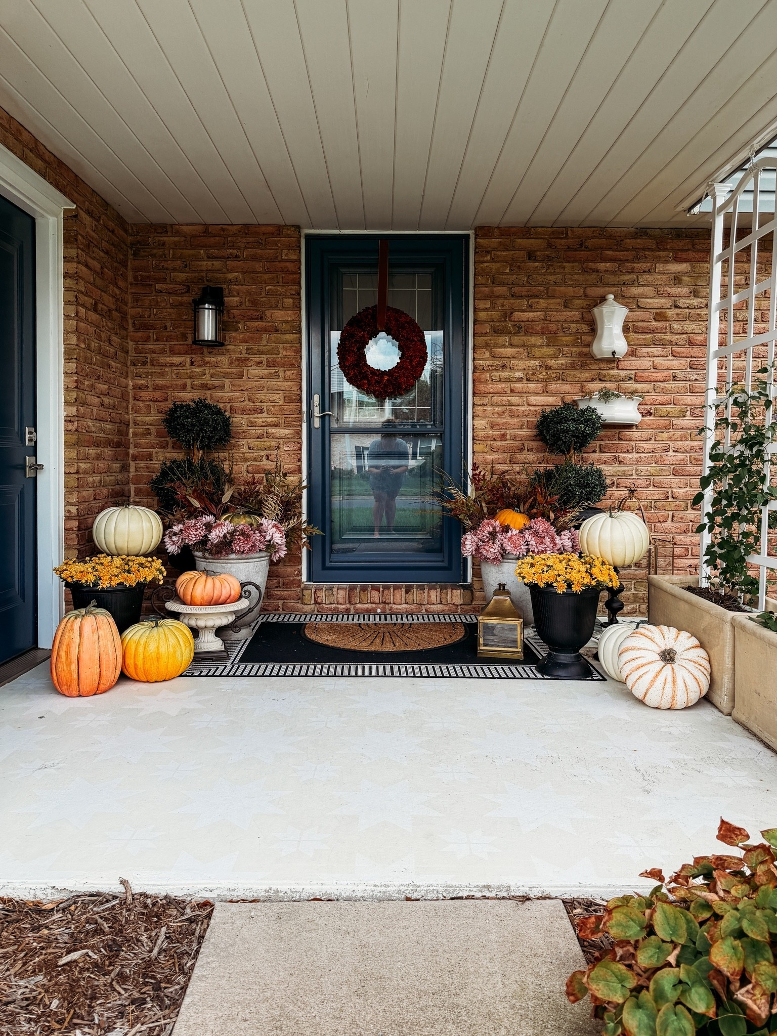 @Michaels has 50% off their fall items right now! Great time to stock up on faux pumpkins and stems!

#LTKSeasonal #LTKHome #LTKSaleAlert